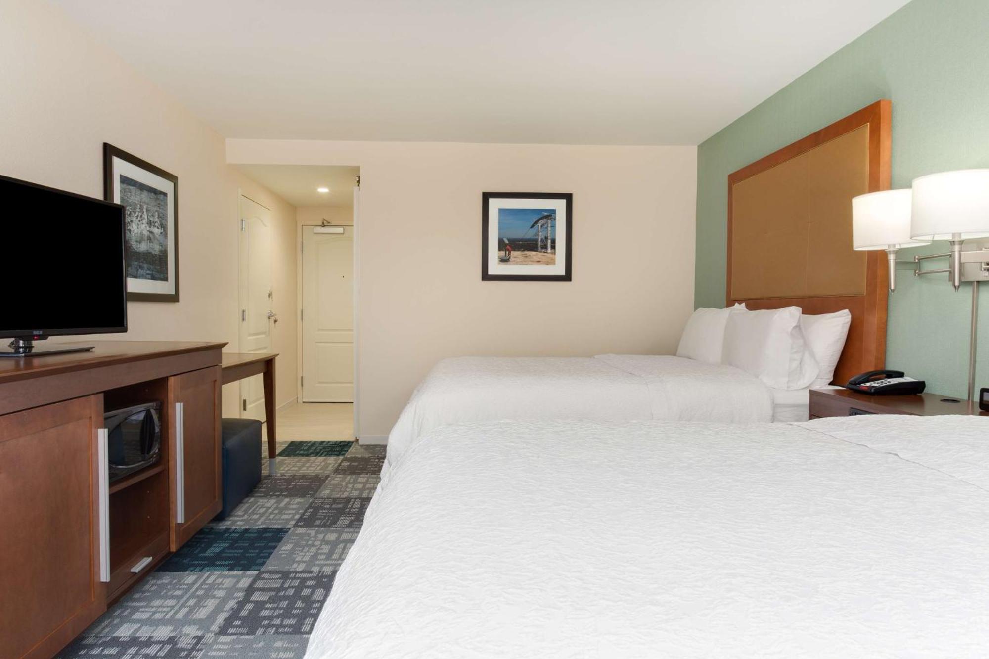 Queen Room with Two Queen Beds - Mobility and Hearing Access/Non-Smoking