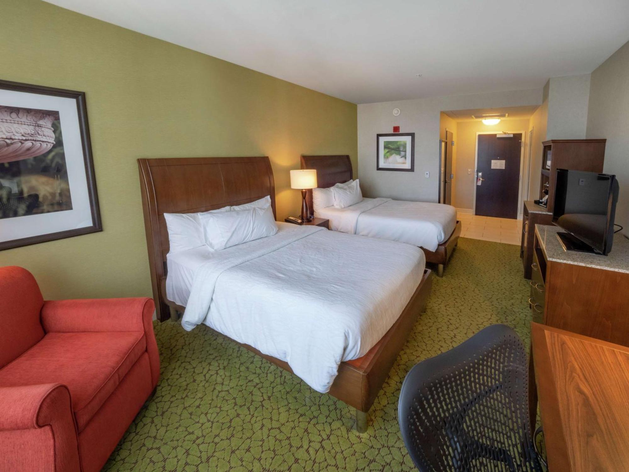 Queen Room with Two Queen Beds,1551410512:JPEG
