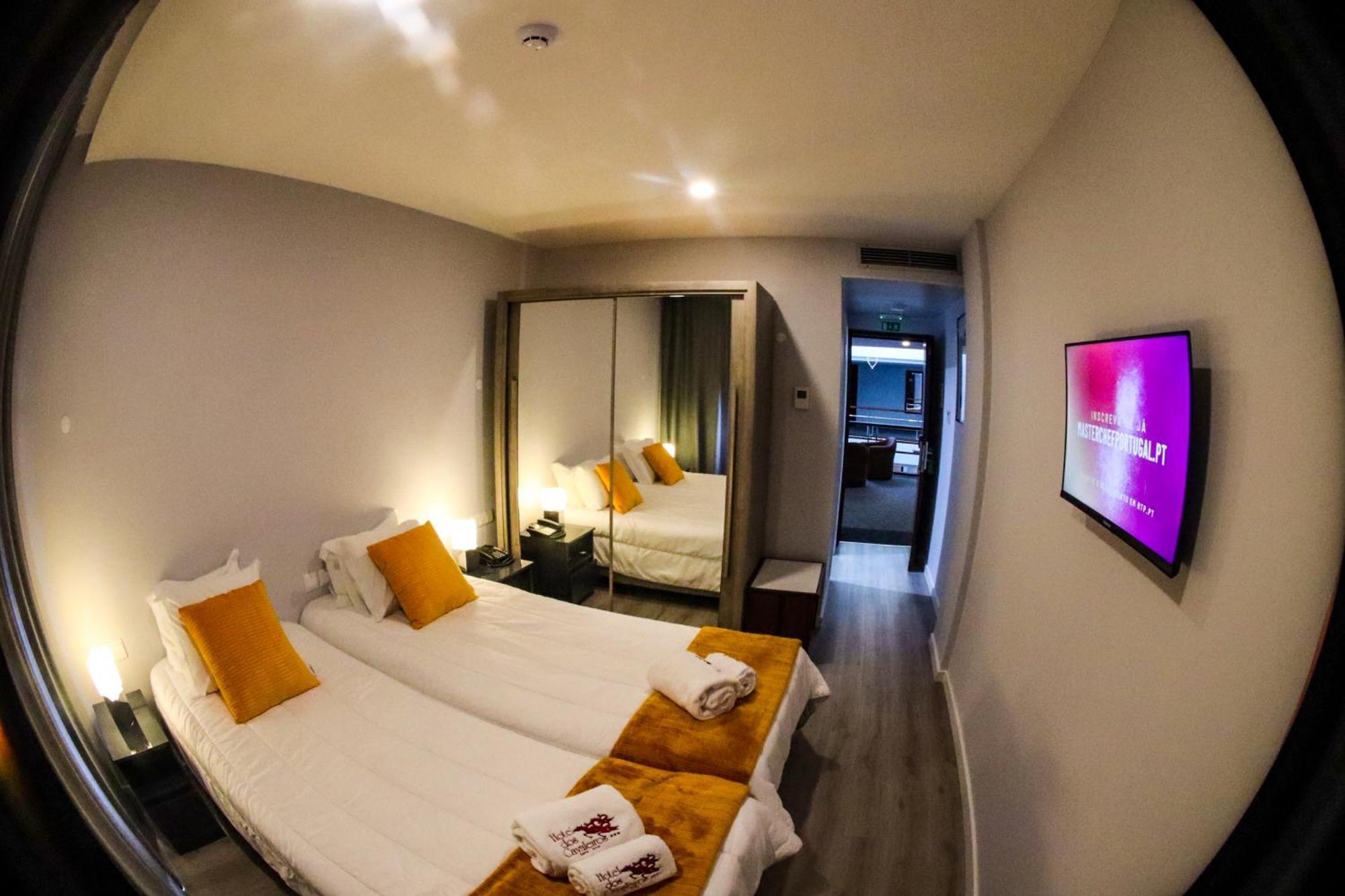 Twin Room,1551852337:JPEG