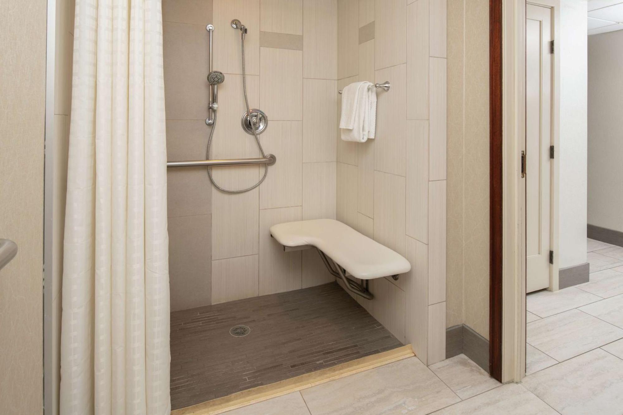 King Room Roll Shower Mobility or Hearing Accessible,1552165123:JPEG