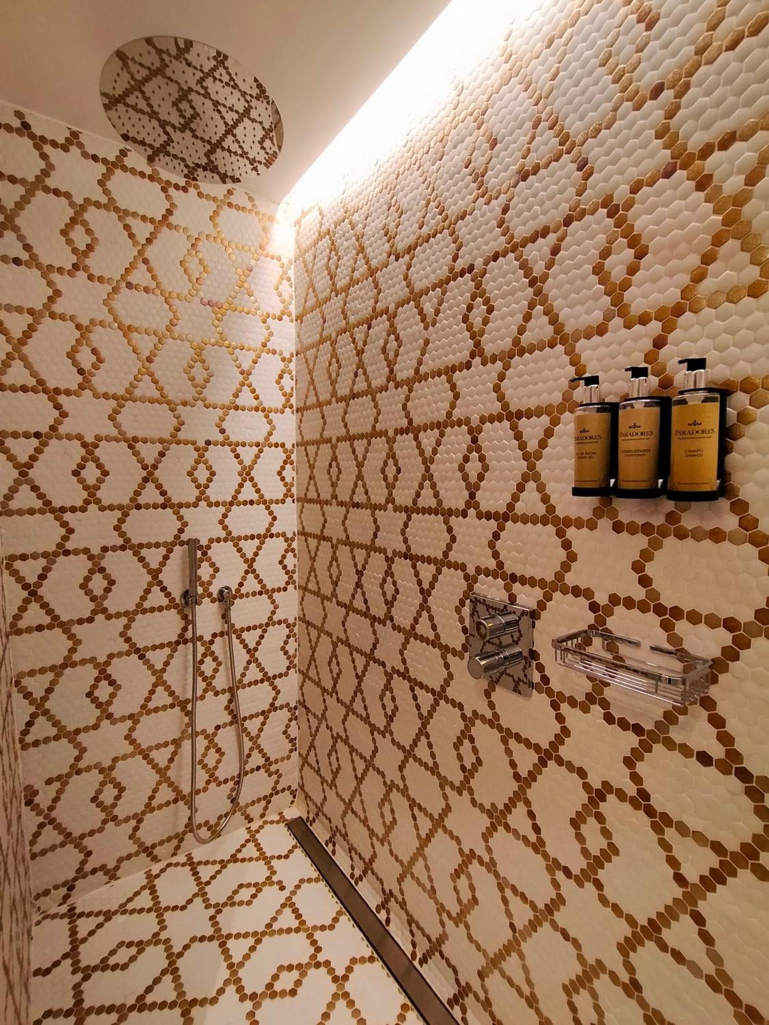 Triple Room,1552323766:JPEG