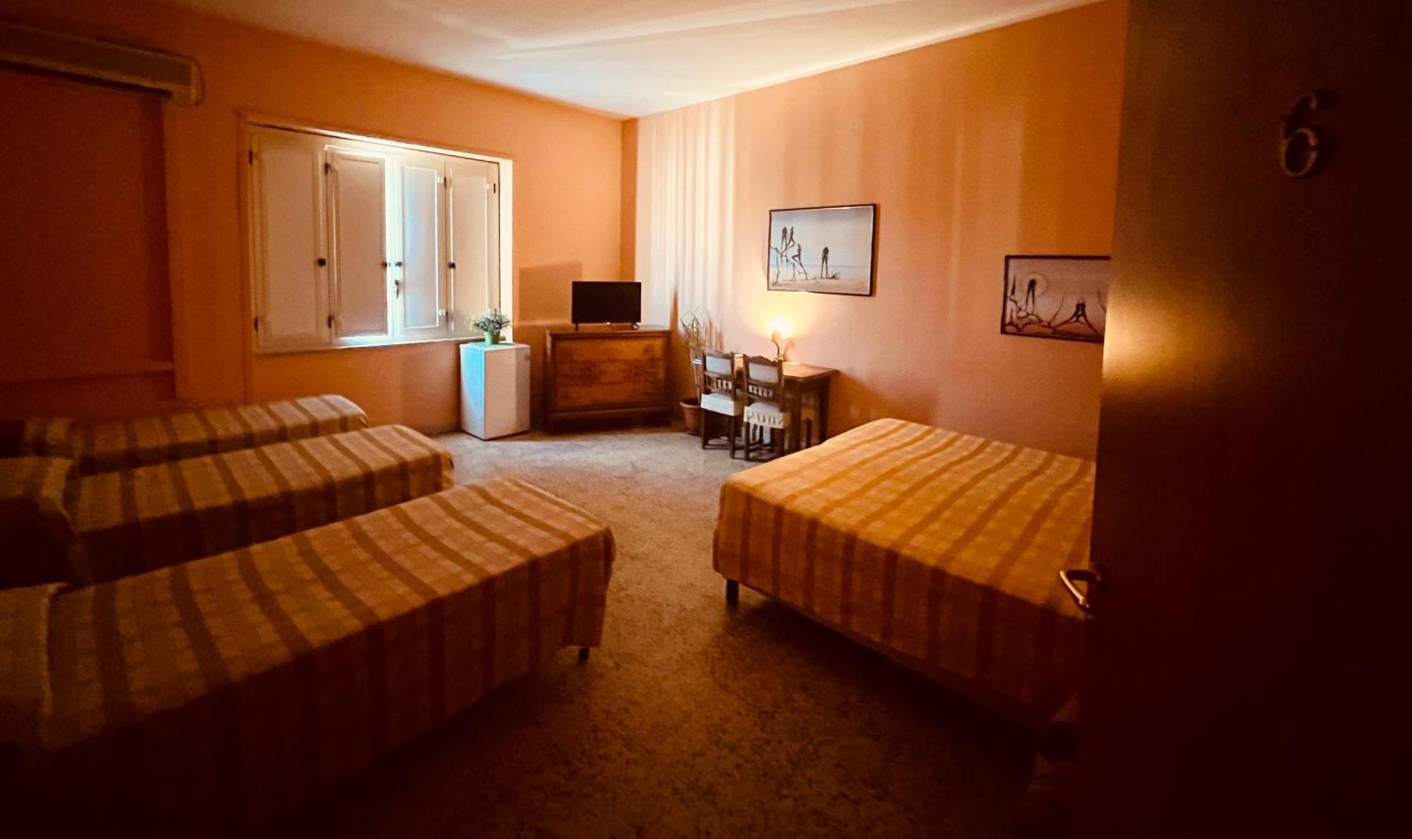 Camera Familiare con Bagno Privato