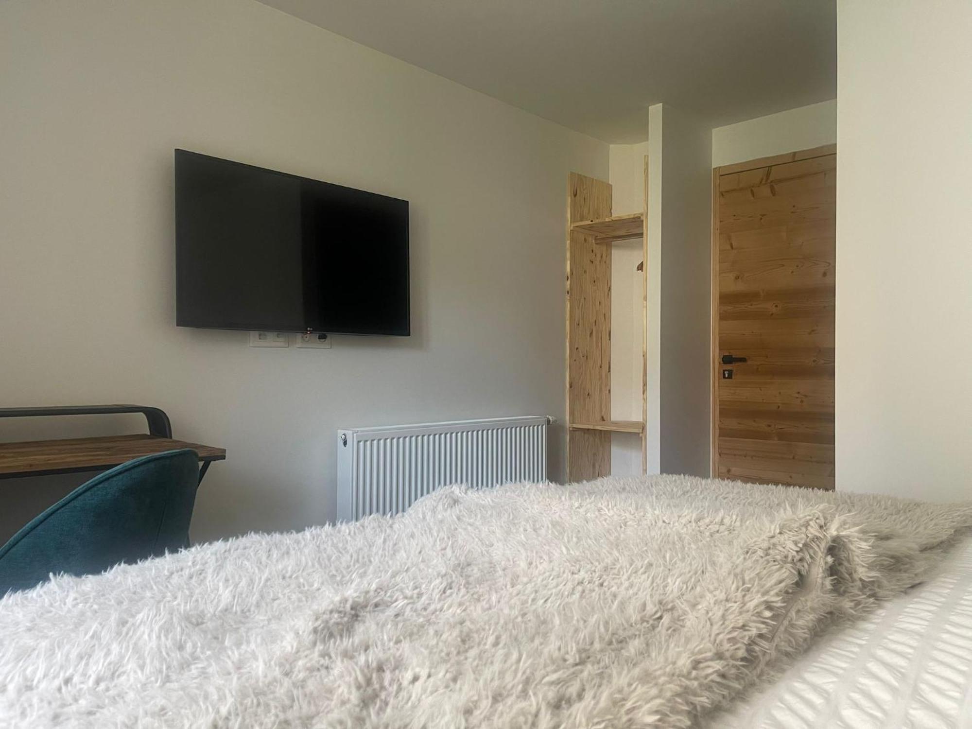 Chambre Double ou Lits Jumeaux - Vue sur Jardin