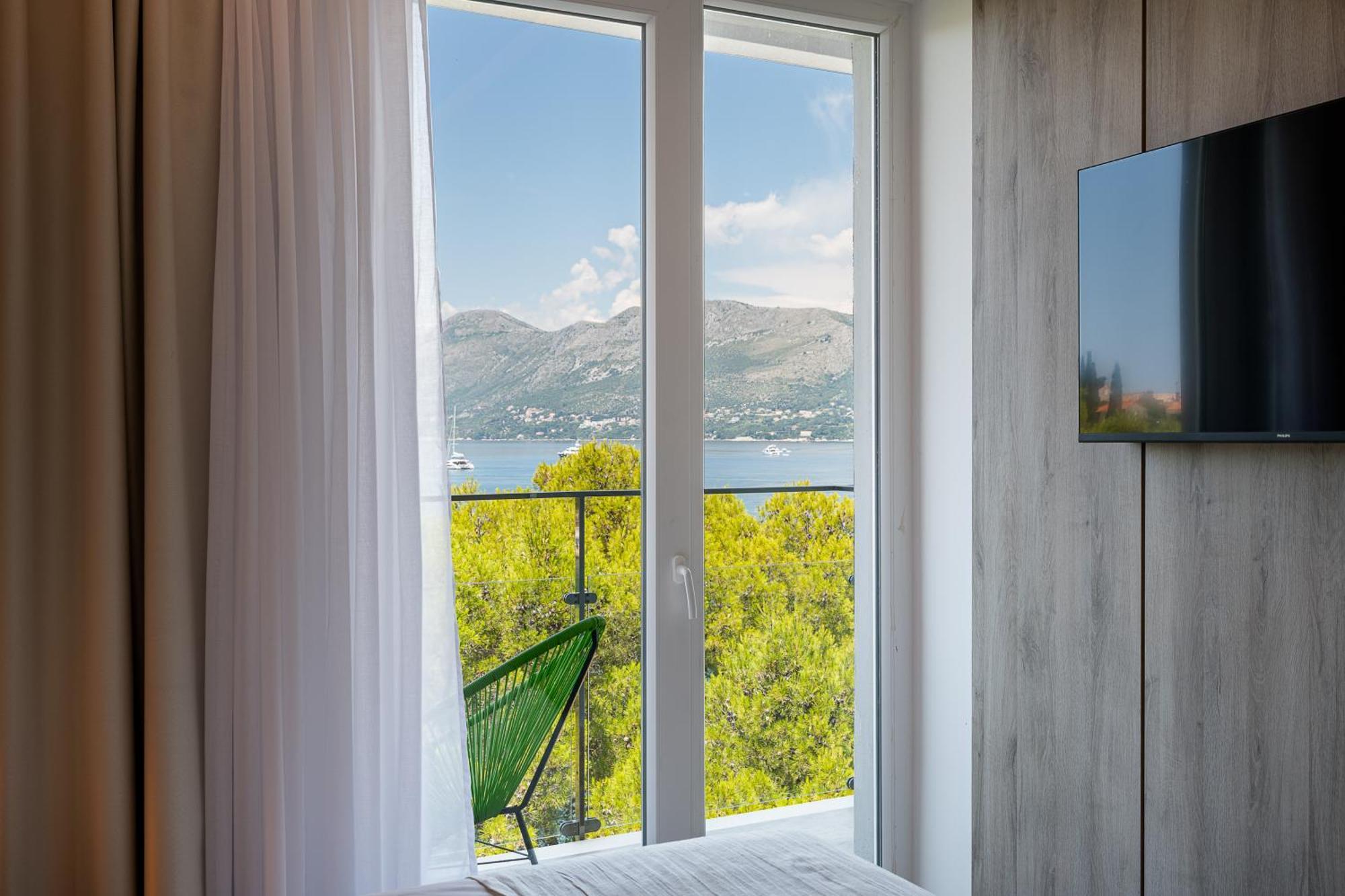 Classic Room with Balcony and Partial Sea View