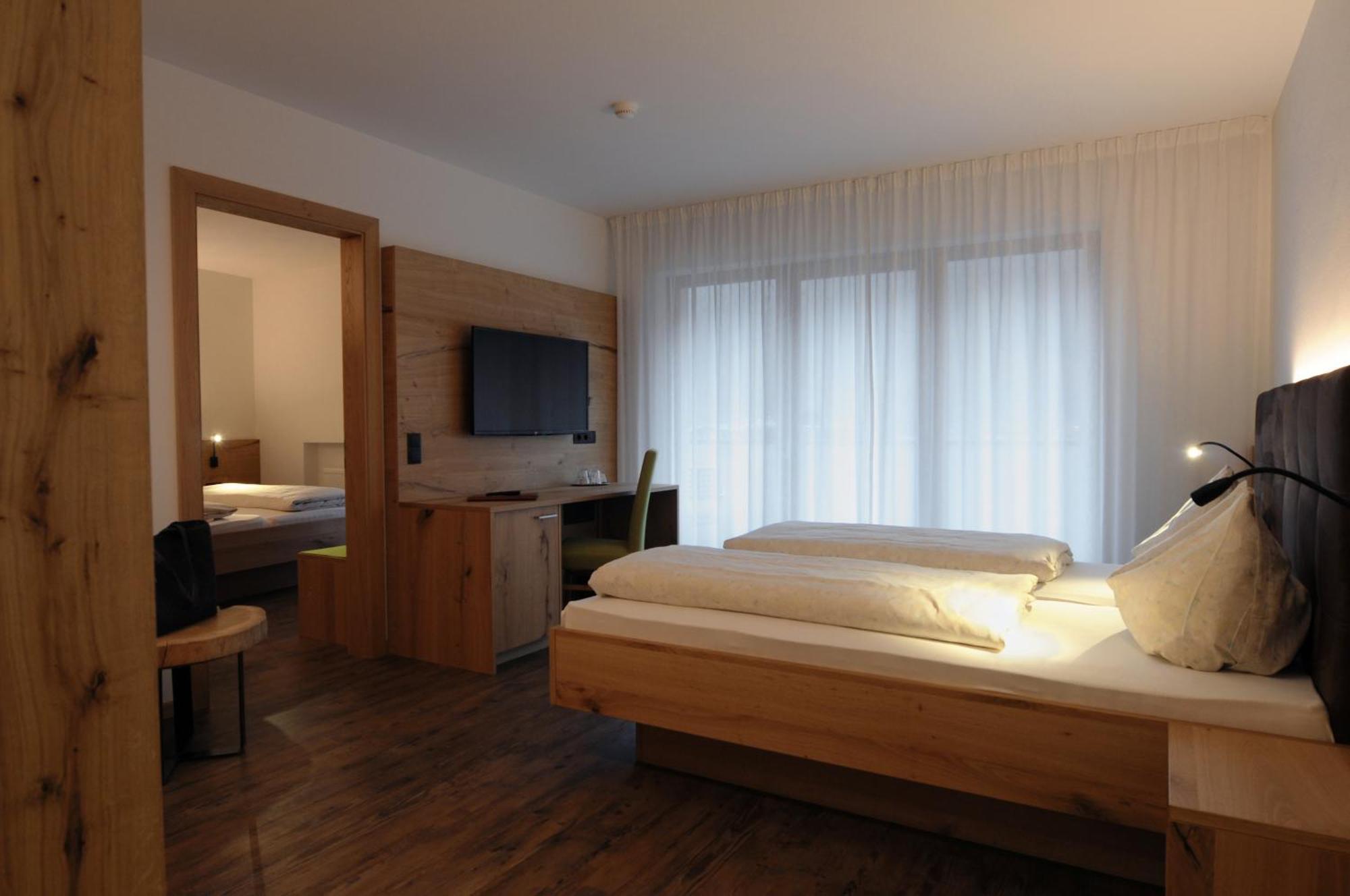 Family Suite,1694544151:JPEG