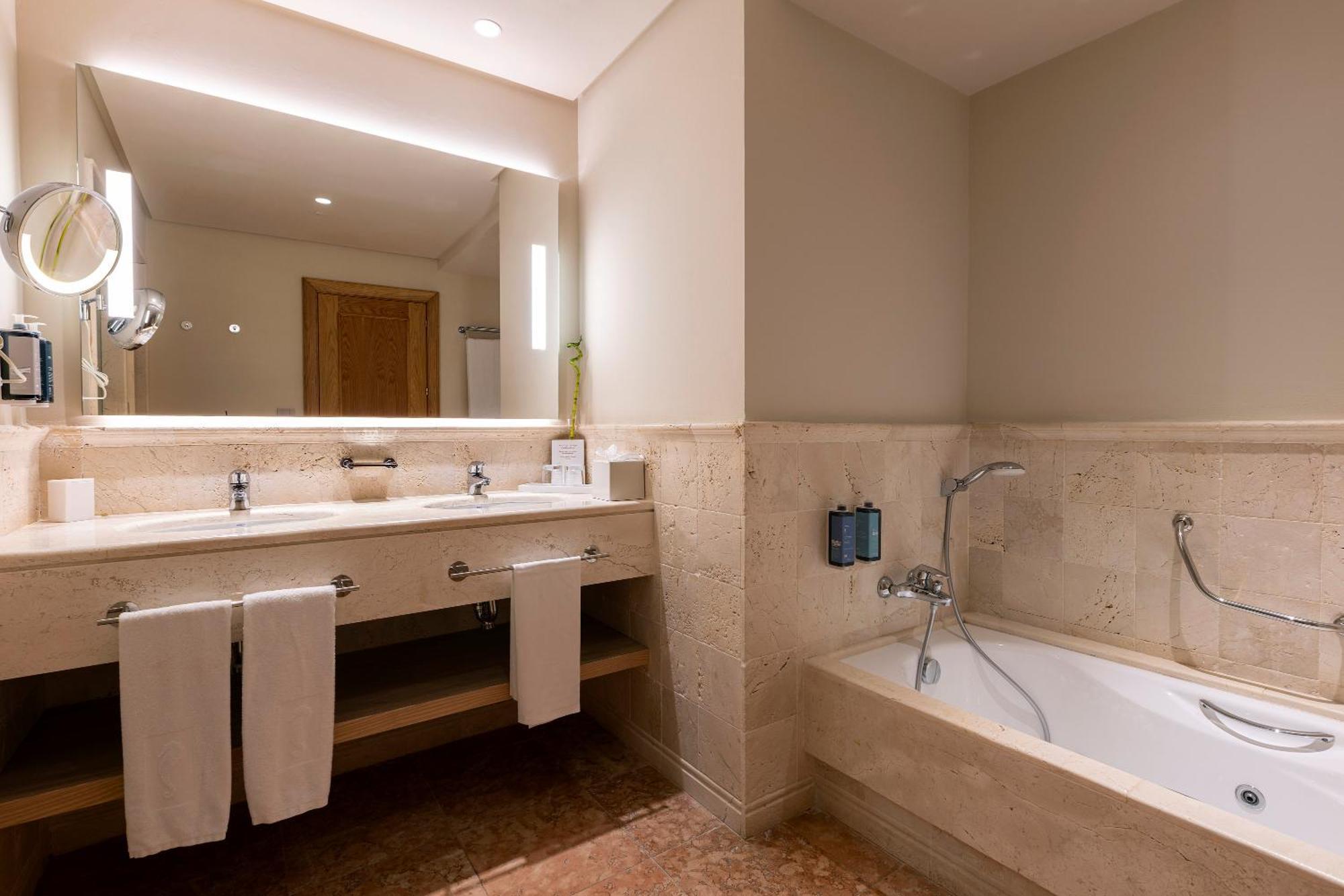 Junior Suite met Uitzicht op Zee