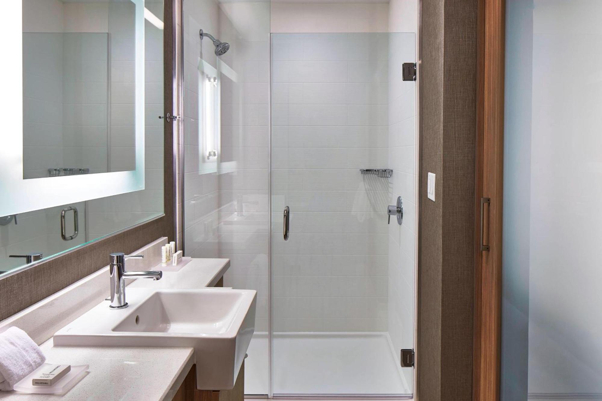 Suite, 2 Queen, Trundle bed, High floor