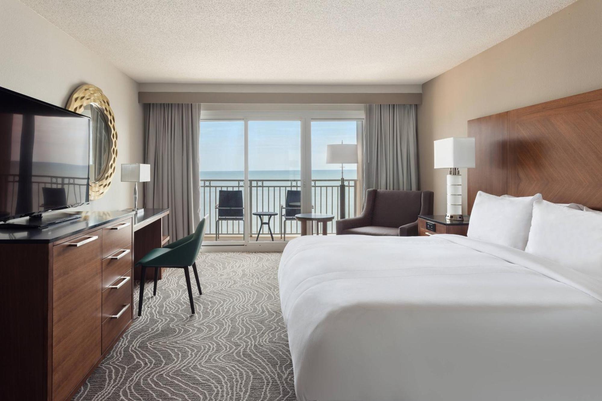 Guest room, 1 King, Oceanfront, Balcony,1635248871:JPEG