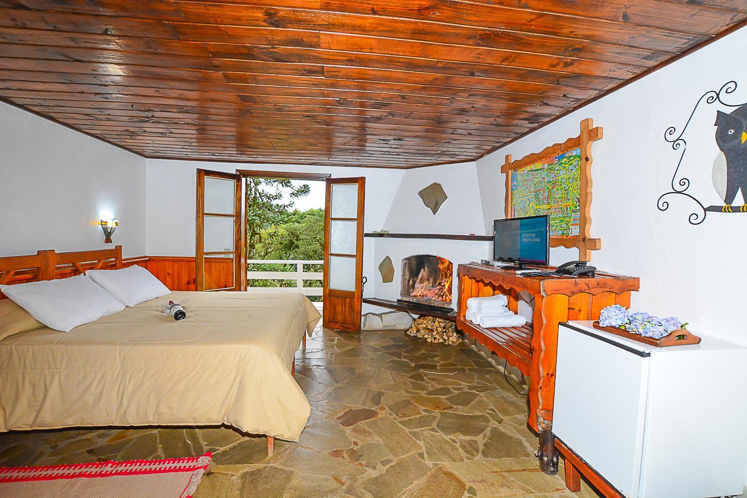 Chalet (2 Adults + 2 Children),1554149803:JPEG
