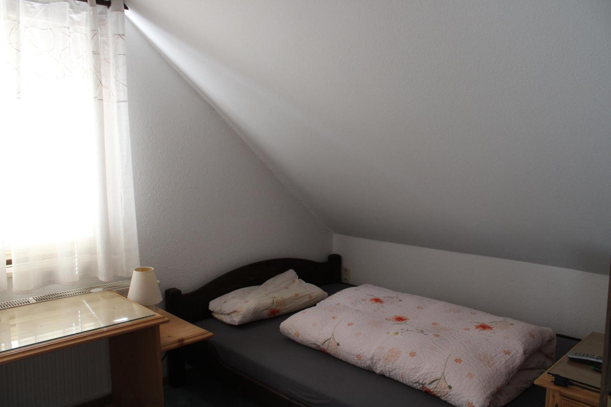 Doppelzimmer (1 Erwachsener + 1 Kind)