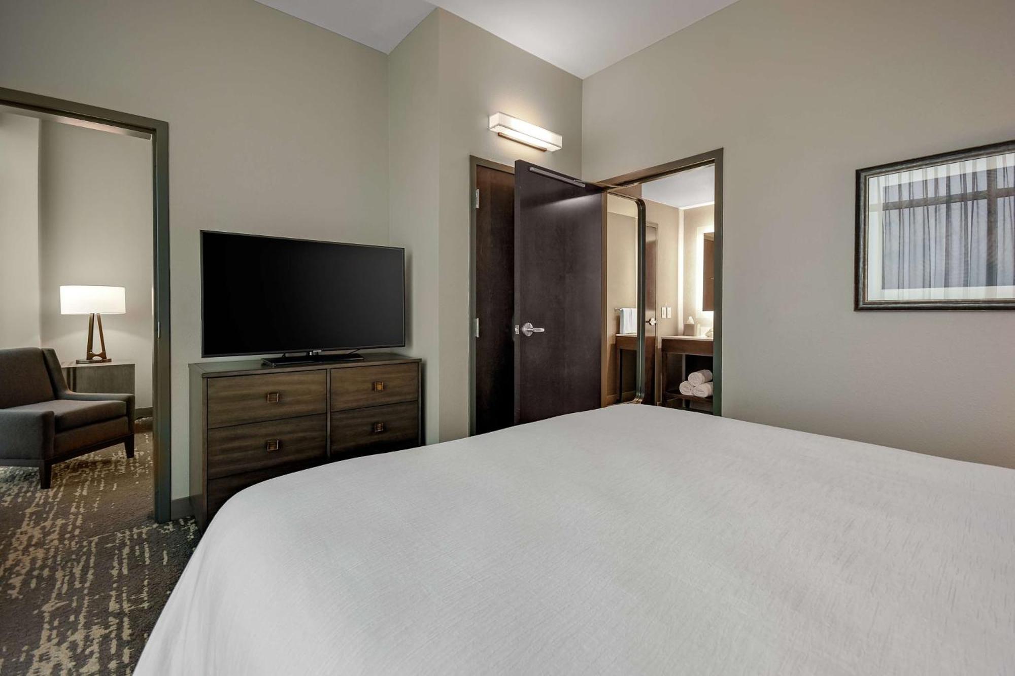 Two-Room King Suite