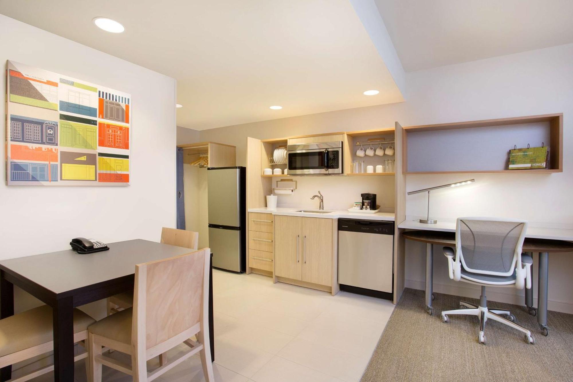 King Studio Suite - Hearing Access/Non-Smoking