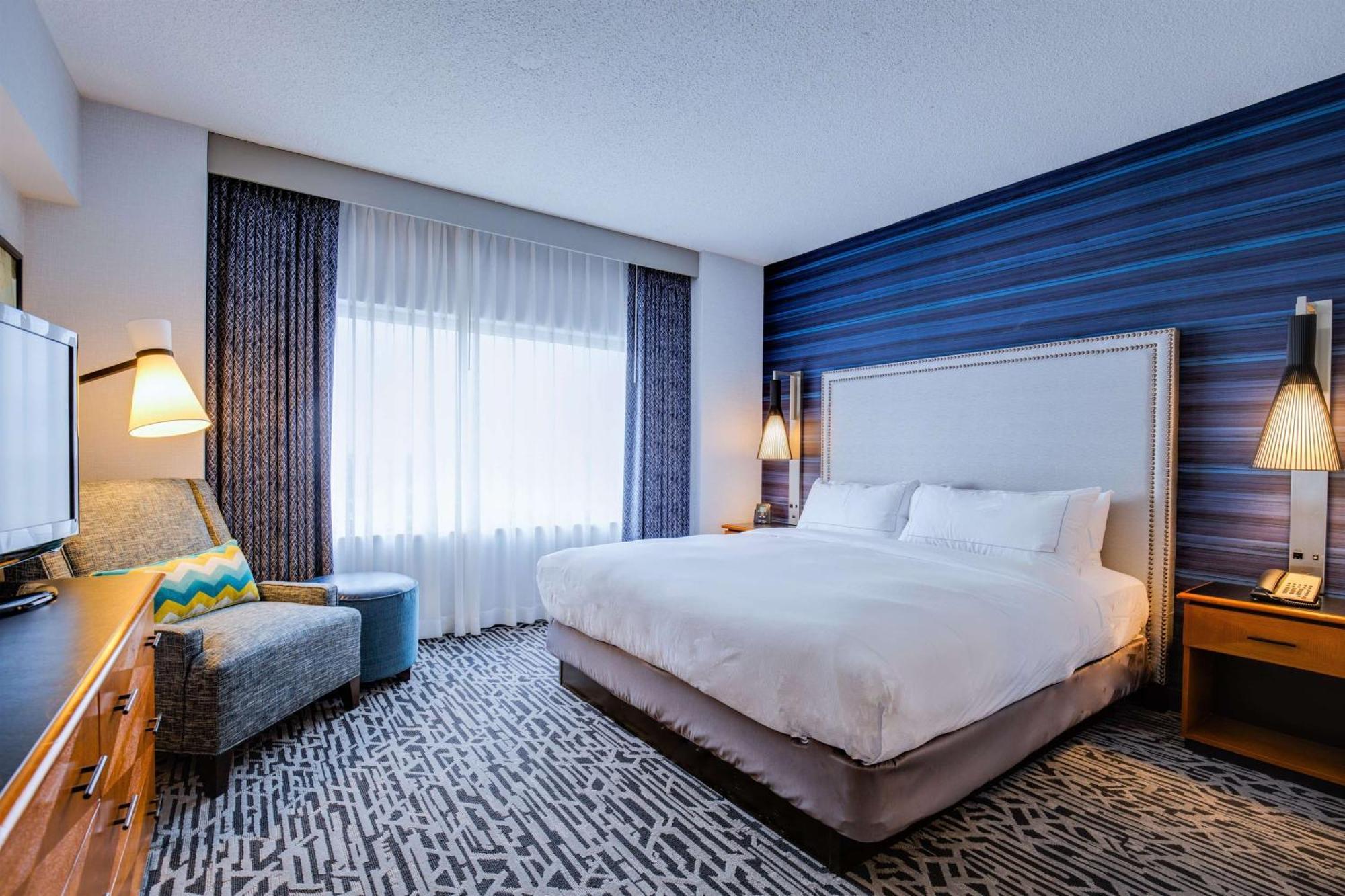 Executive King Suite,1622022689:JPEG