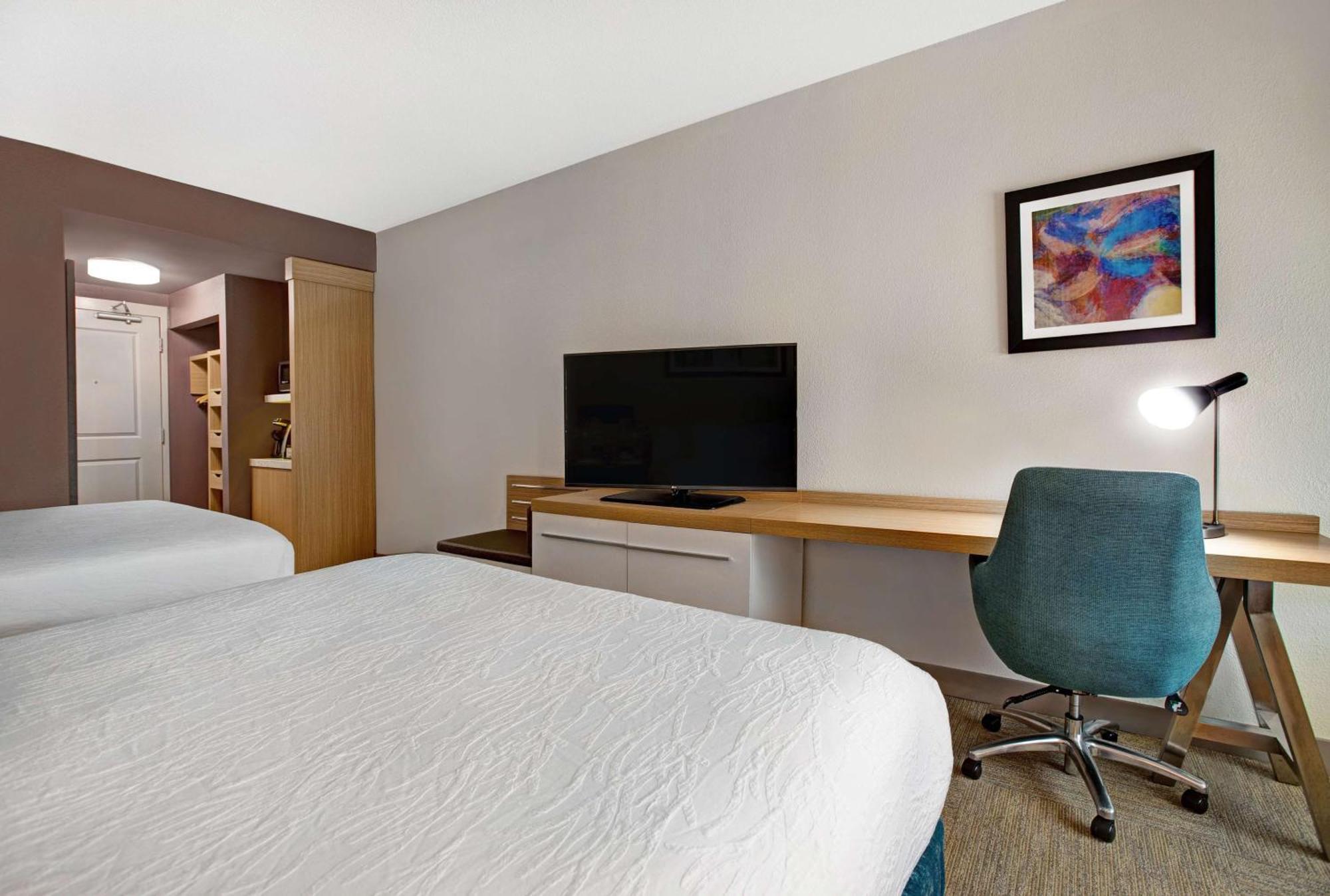 Queen Room with Two Queen Beds