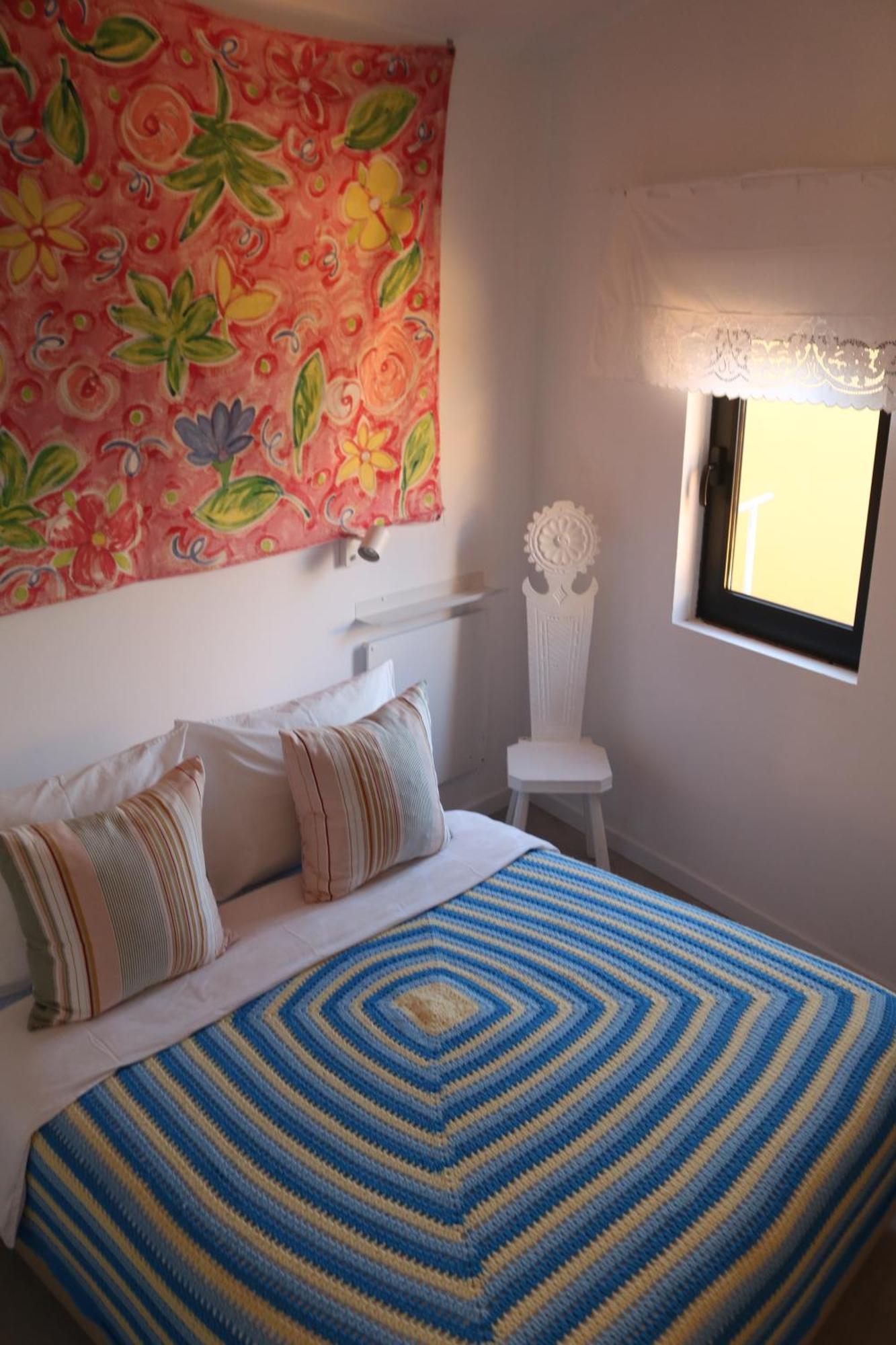 Quarto Duplo com Casa de Banho Privativa