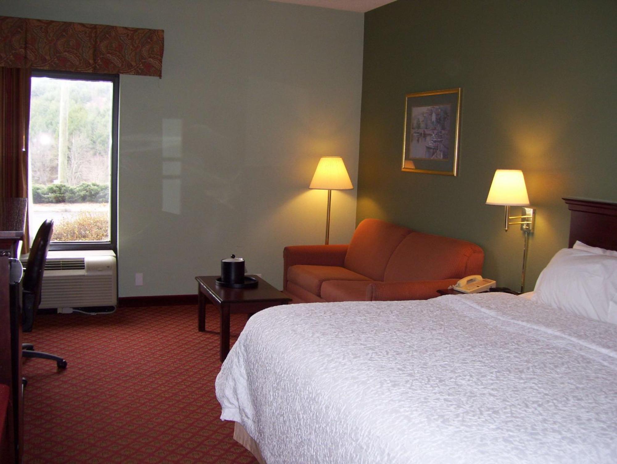 King Room with Sofa Bed and Study - Non-Smoking,1557894175:JPEG
