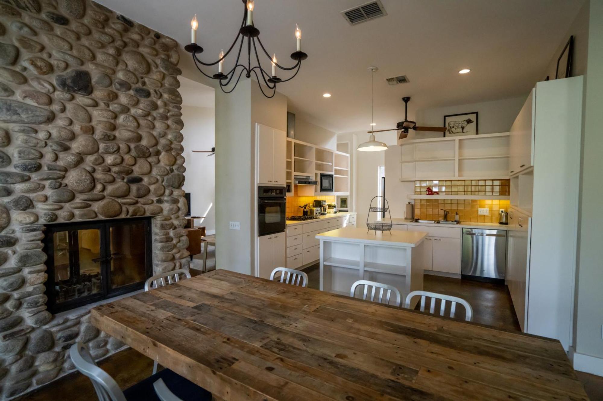Three-Bedroom Cottage The Ranch House 3 bedroom,1611138550:JPEG