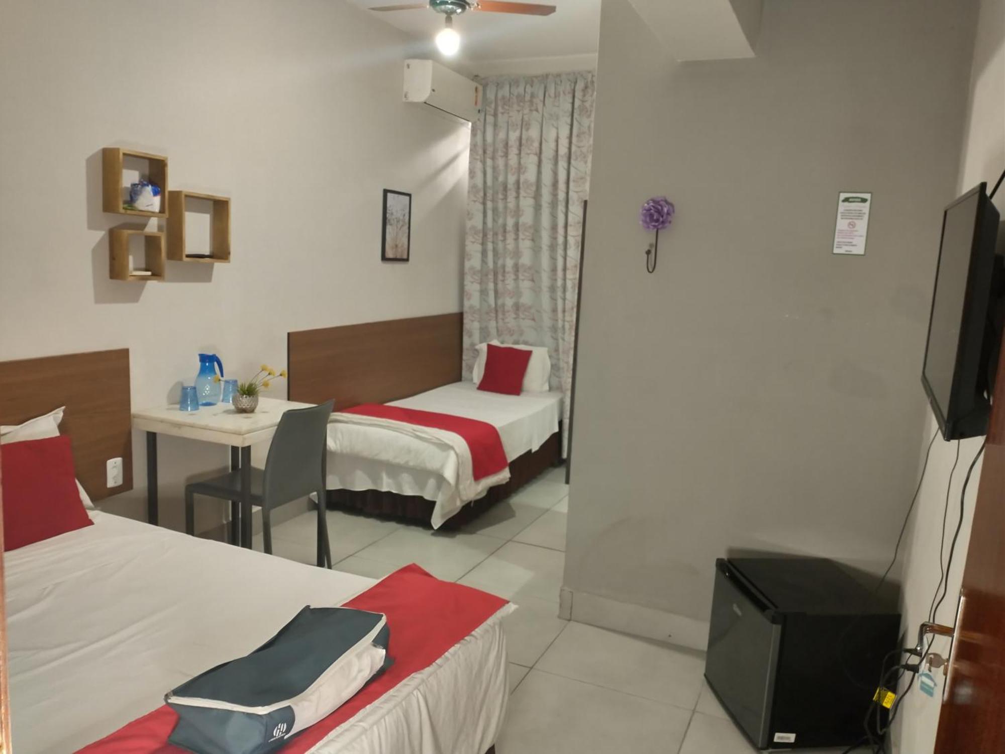 Quarto Duplo
