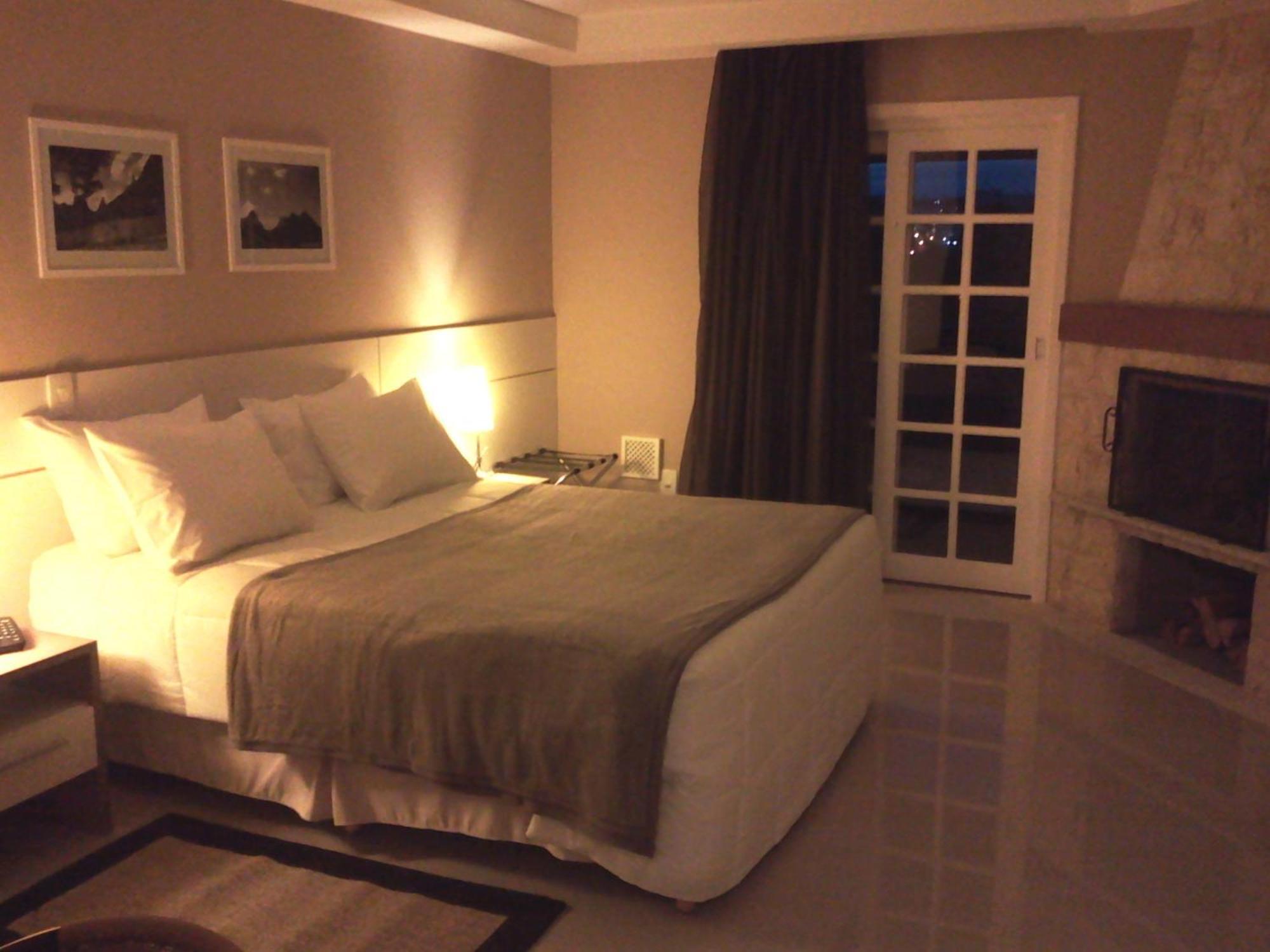 Double Room with Spa Bath,225377546:JPEG