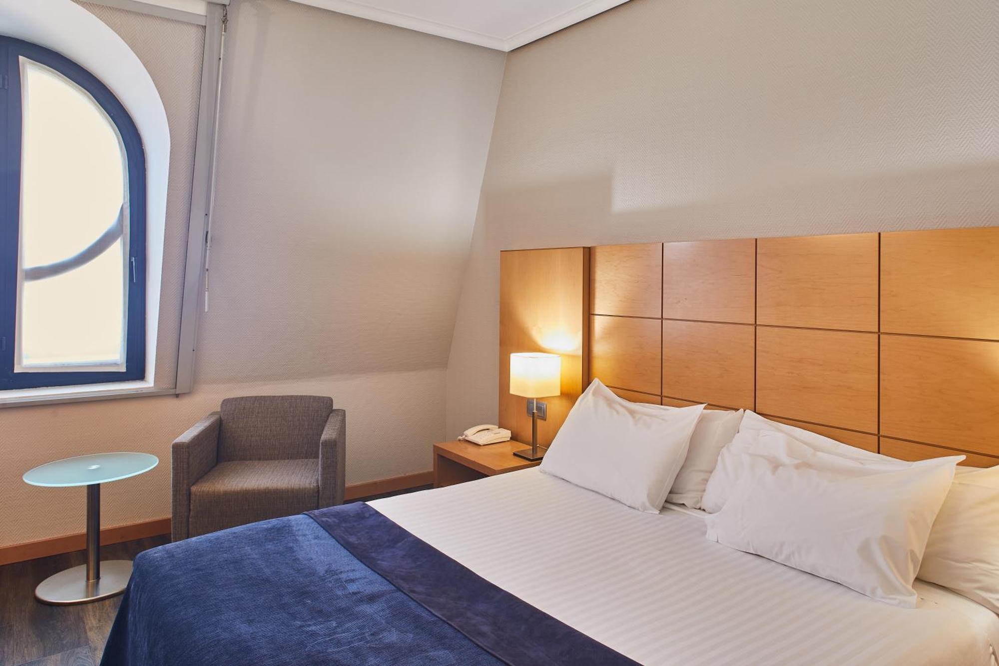 Superior Double Room,1273025092:JPEG