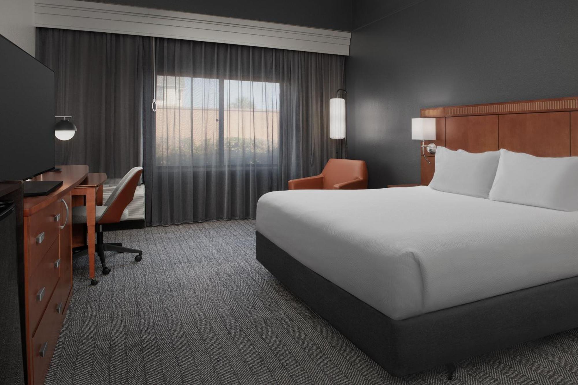 King Room with Sofa Bed,1559652355:JPEG