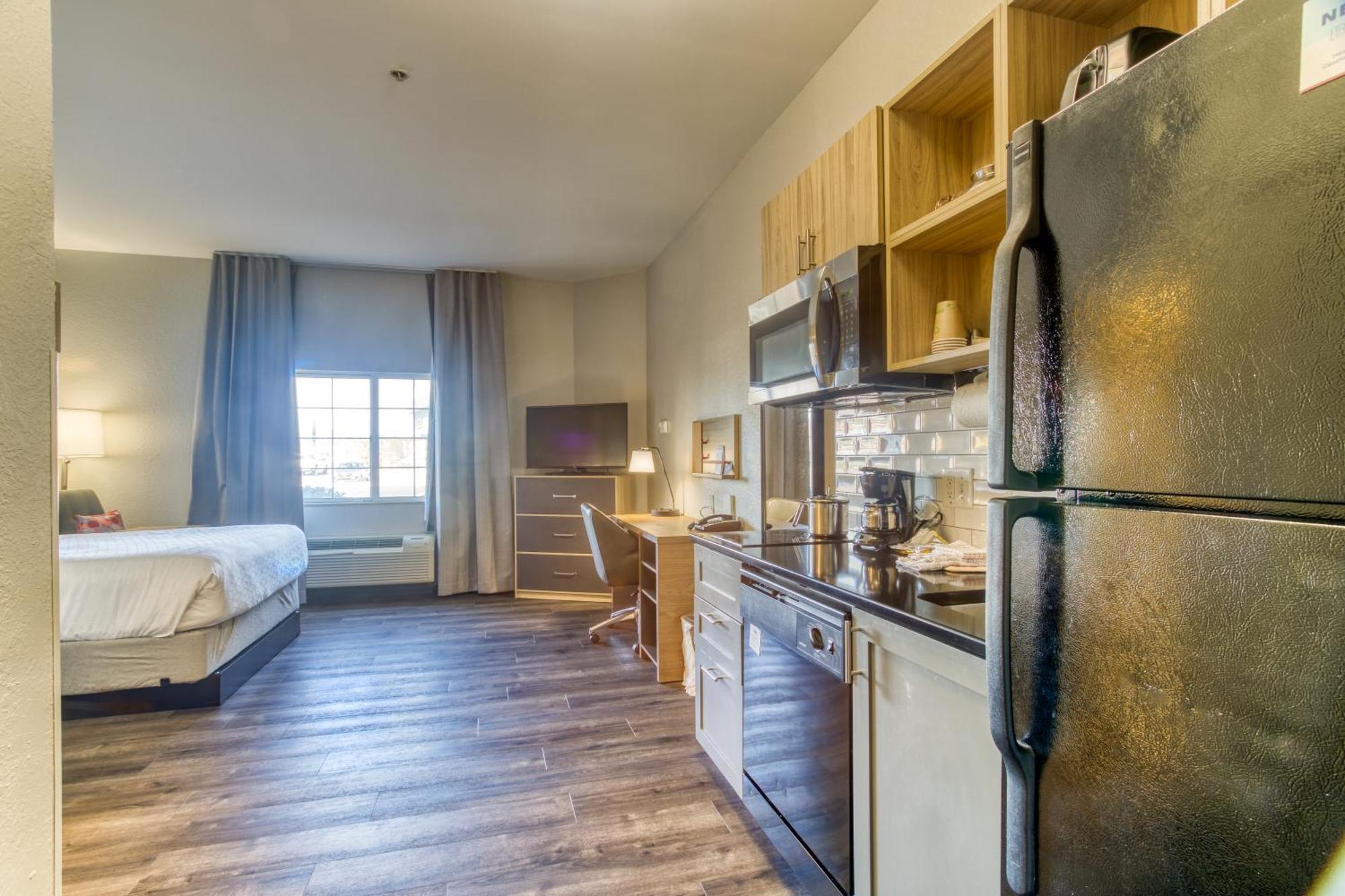 Studio Suite,1559656384:JPEG
