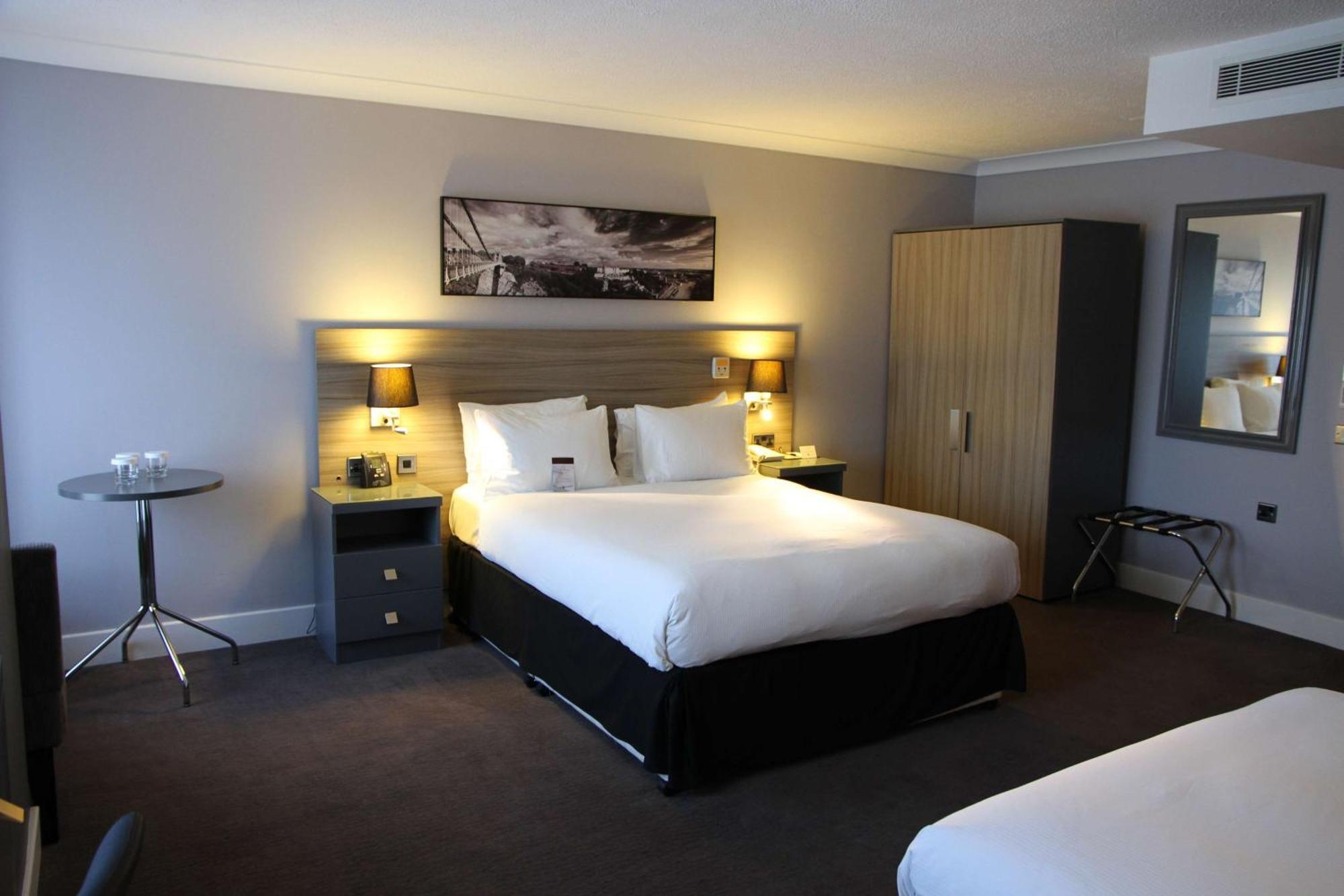 Queen Room - Mobility Access,1559622919:JPEG