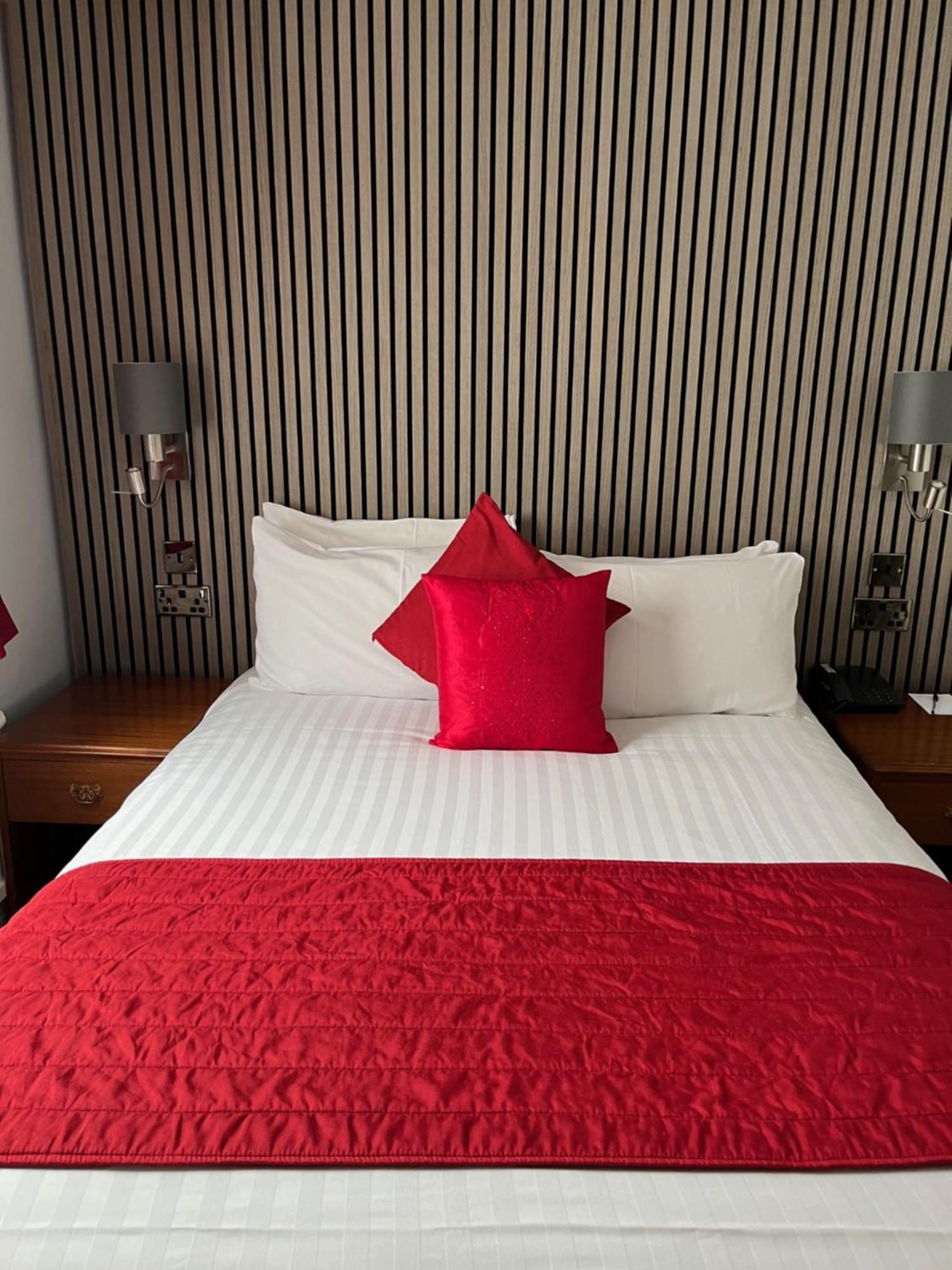 Double Room,1563261010:JPEG