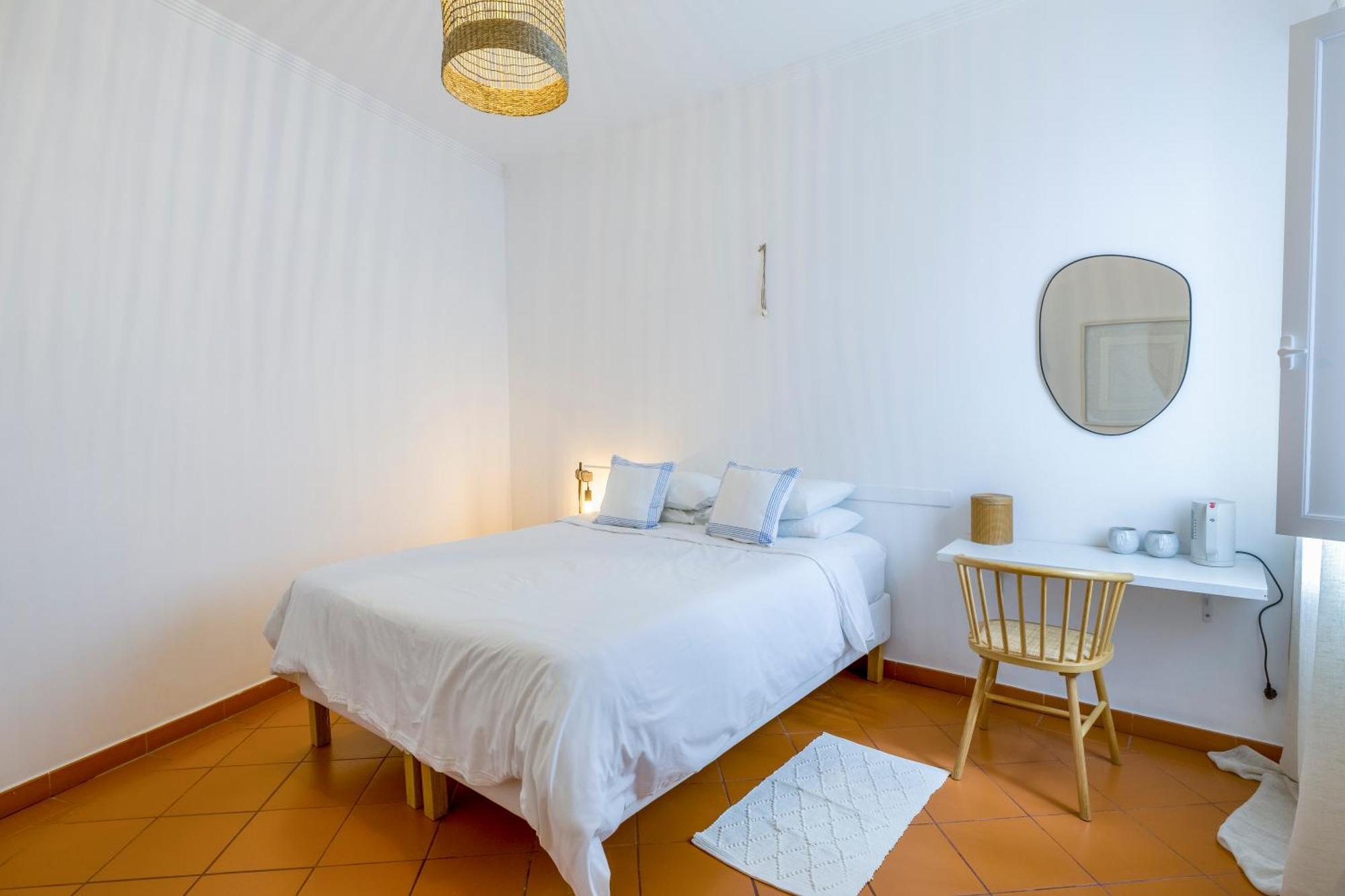 Quarto Duplo com Banheiro Privativo