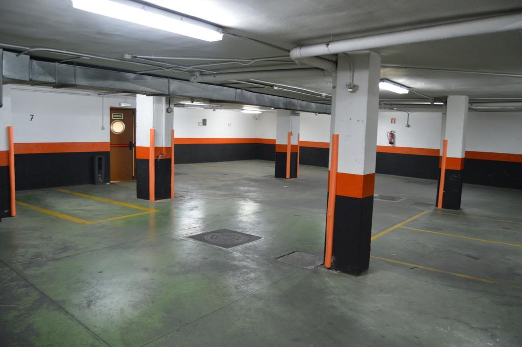 Tweepersoonskamer met 1 of 2 Bedden en Parkeergelegenheid