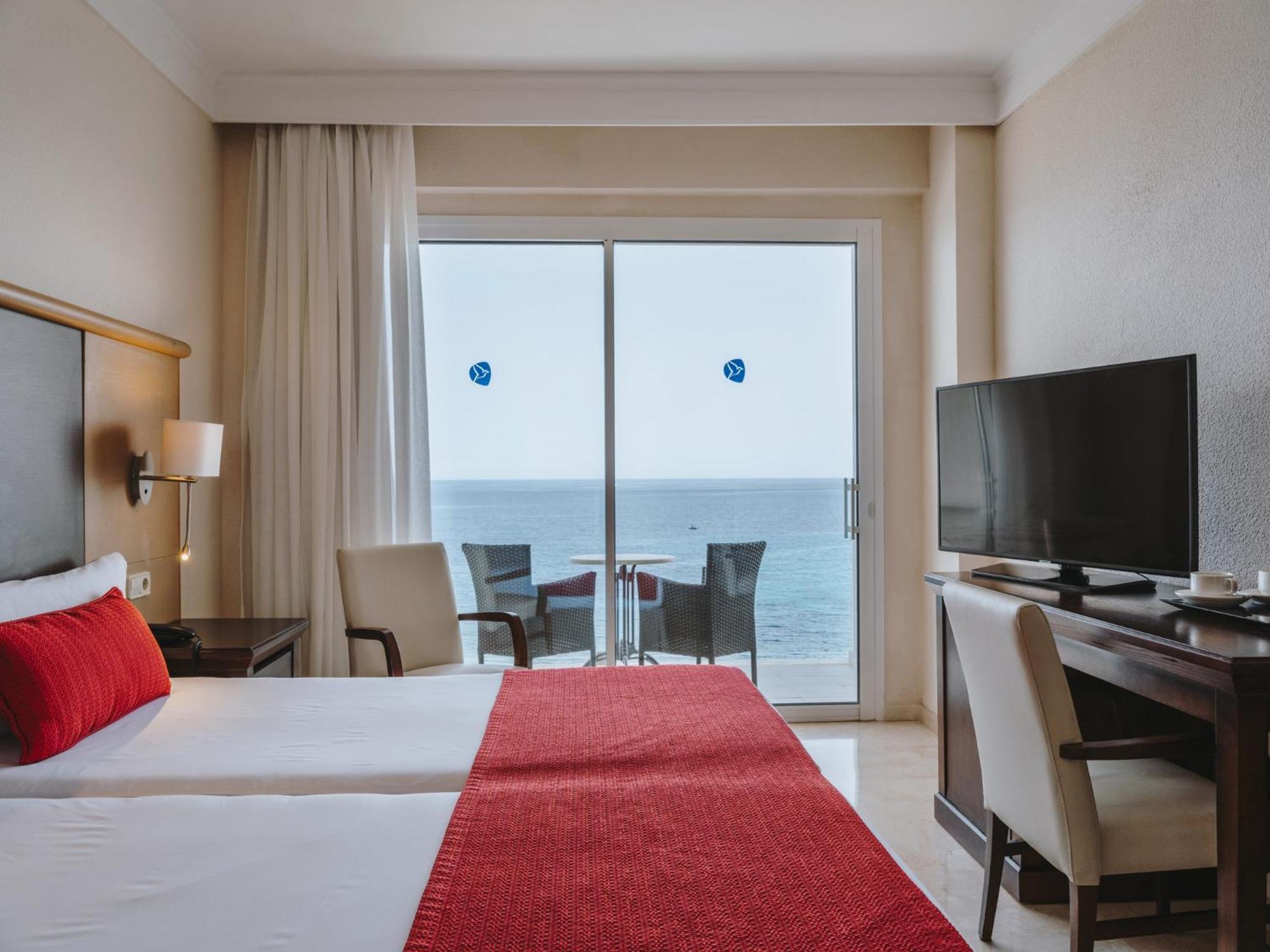 Double or Twin Room with Sea View (1 Adult),1566926588:JPEG