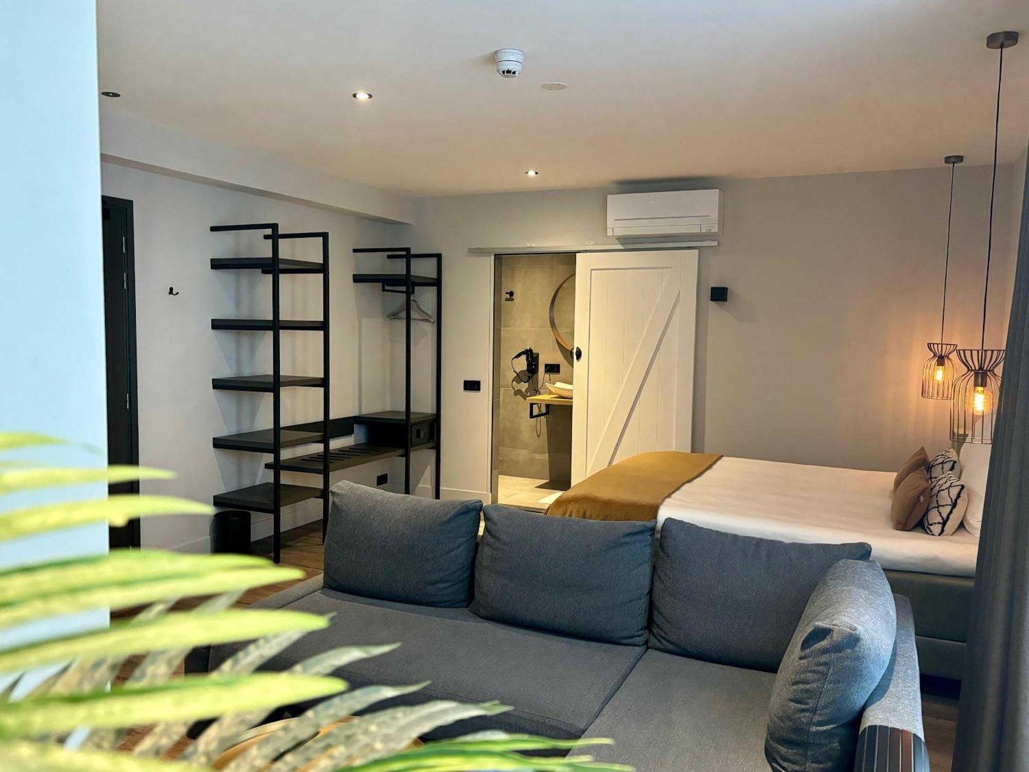 Triple Room,1772521712:JPEG