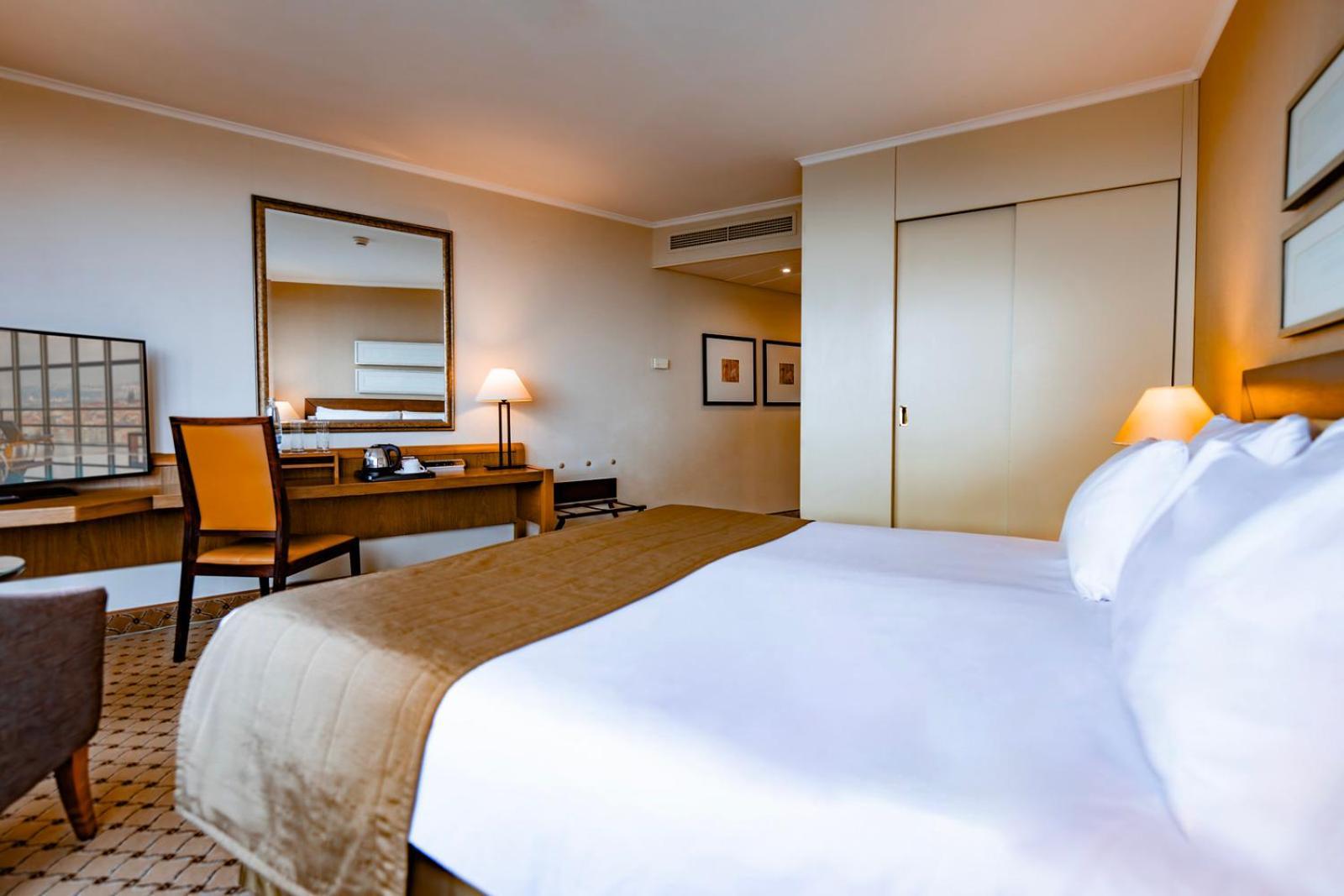 Superior Room,1698847995:JPEG