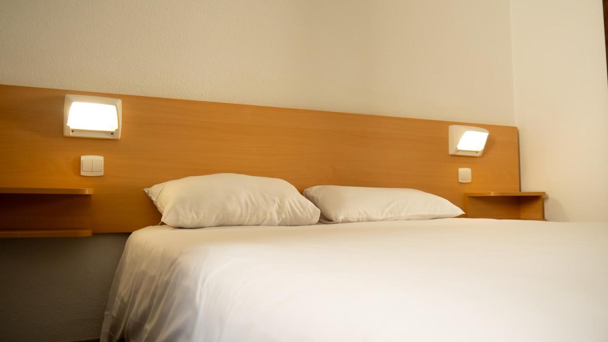 Chambre Double avec Salle de Bains Commune