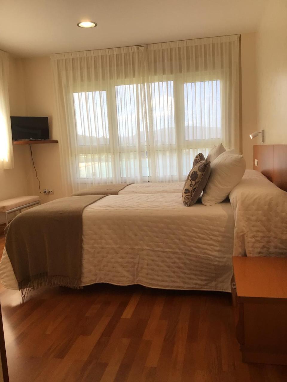 Twin Room with Sea View,1578390521:JPEG