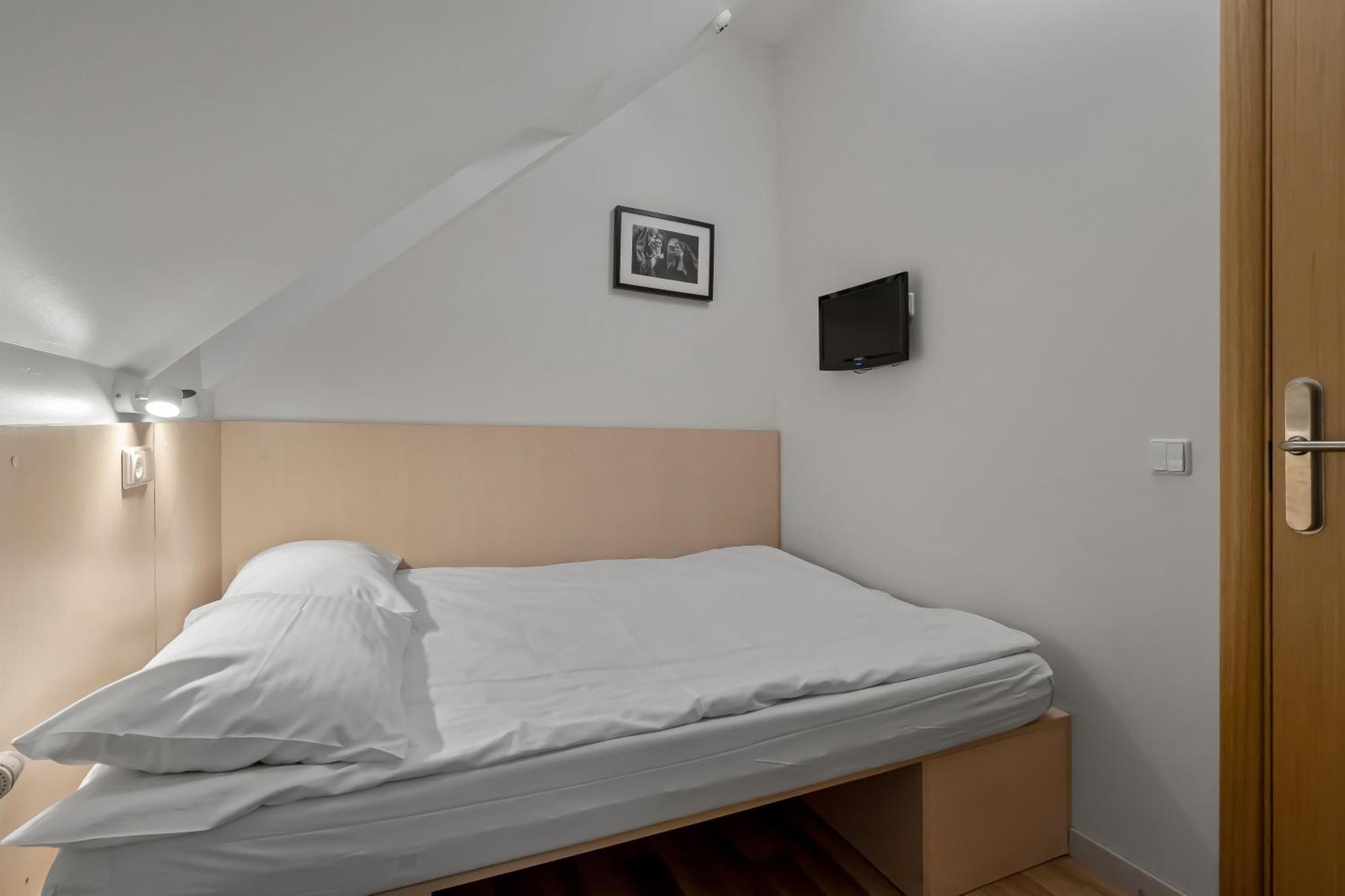 Small Double Room with Private Bathroom 6 sq. m.