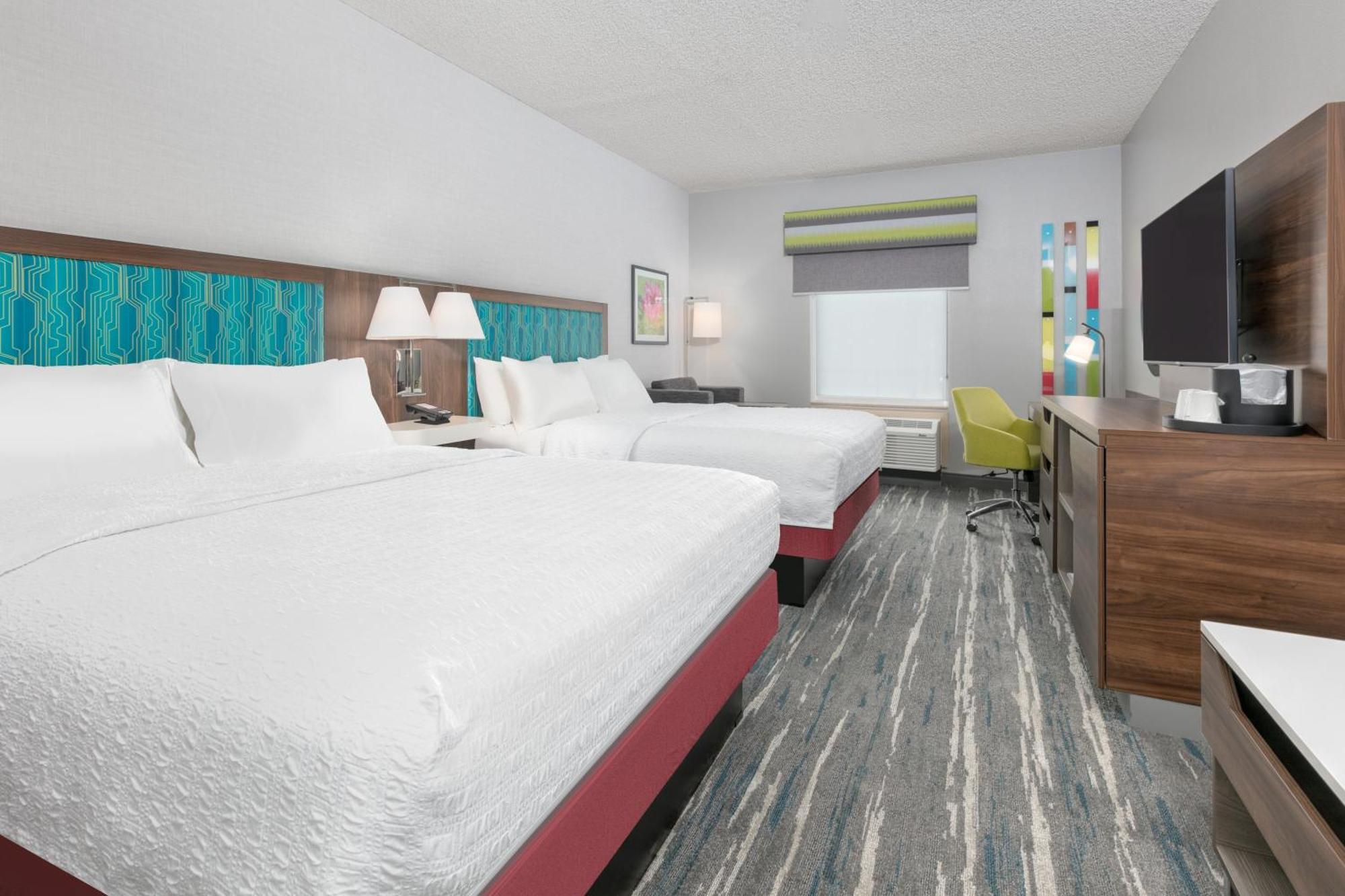 Room with Two Queen Beds - Non-Smoking