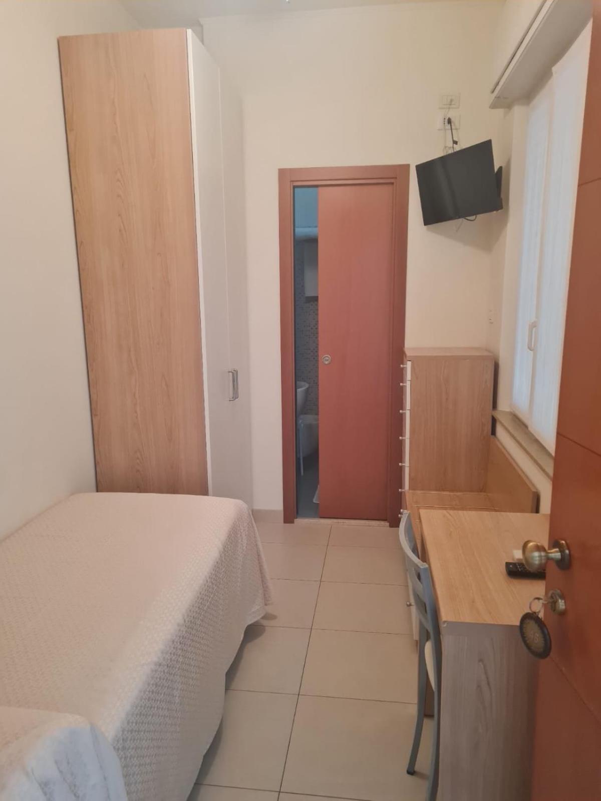 Single Room,1572729818:JPEG