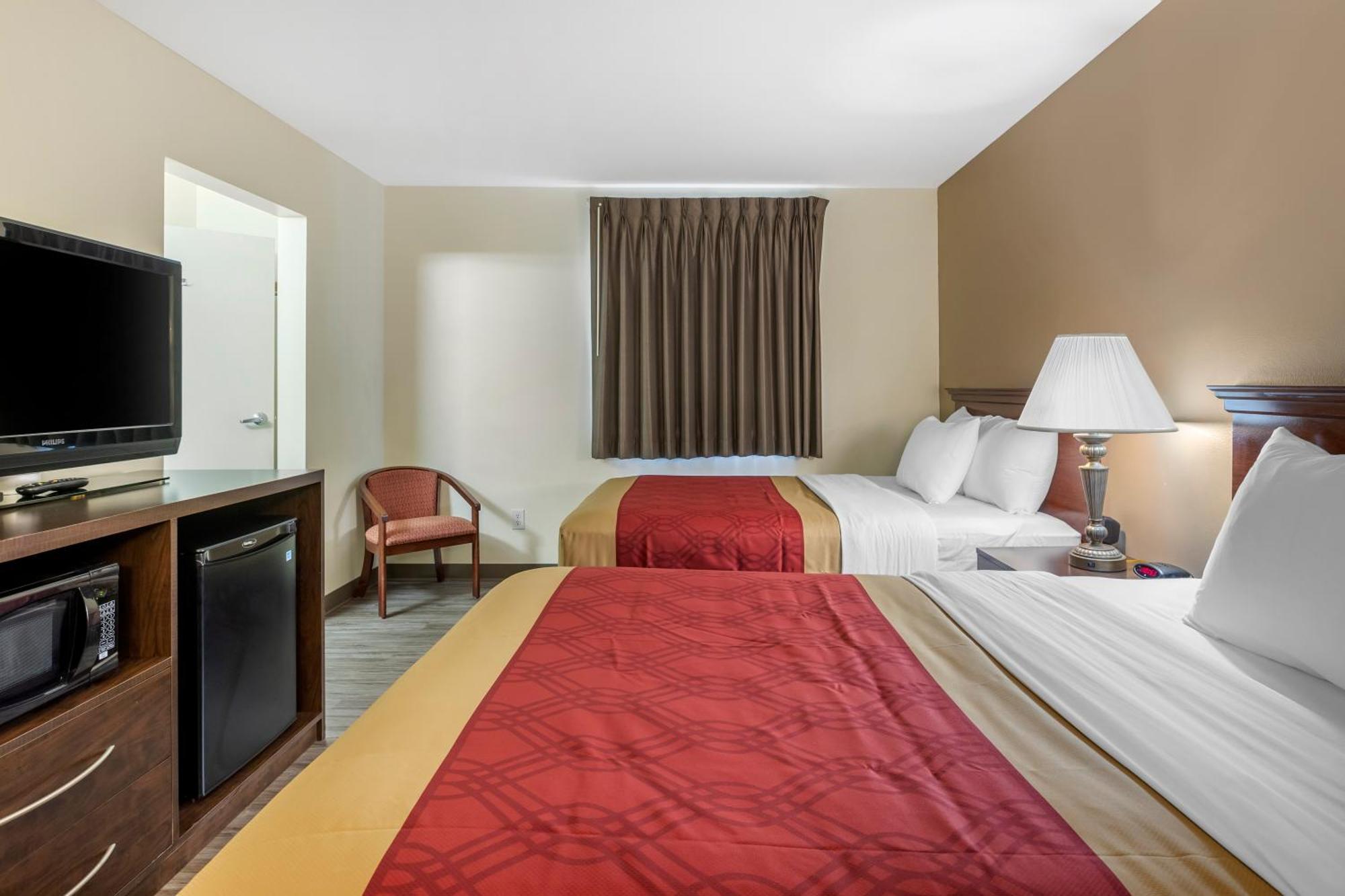 Double Room with Two Double Beds - Accessible/Non-Smoking