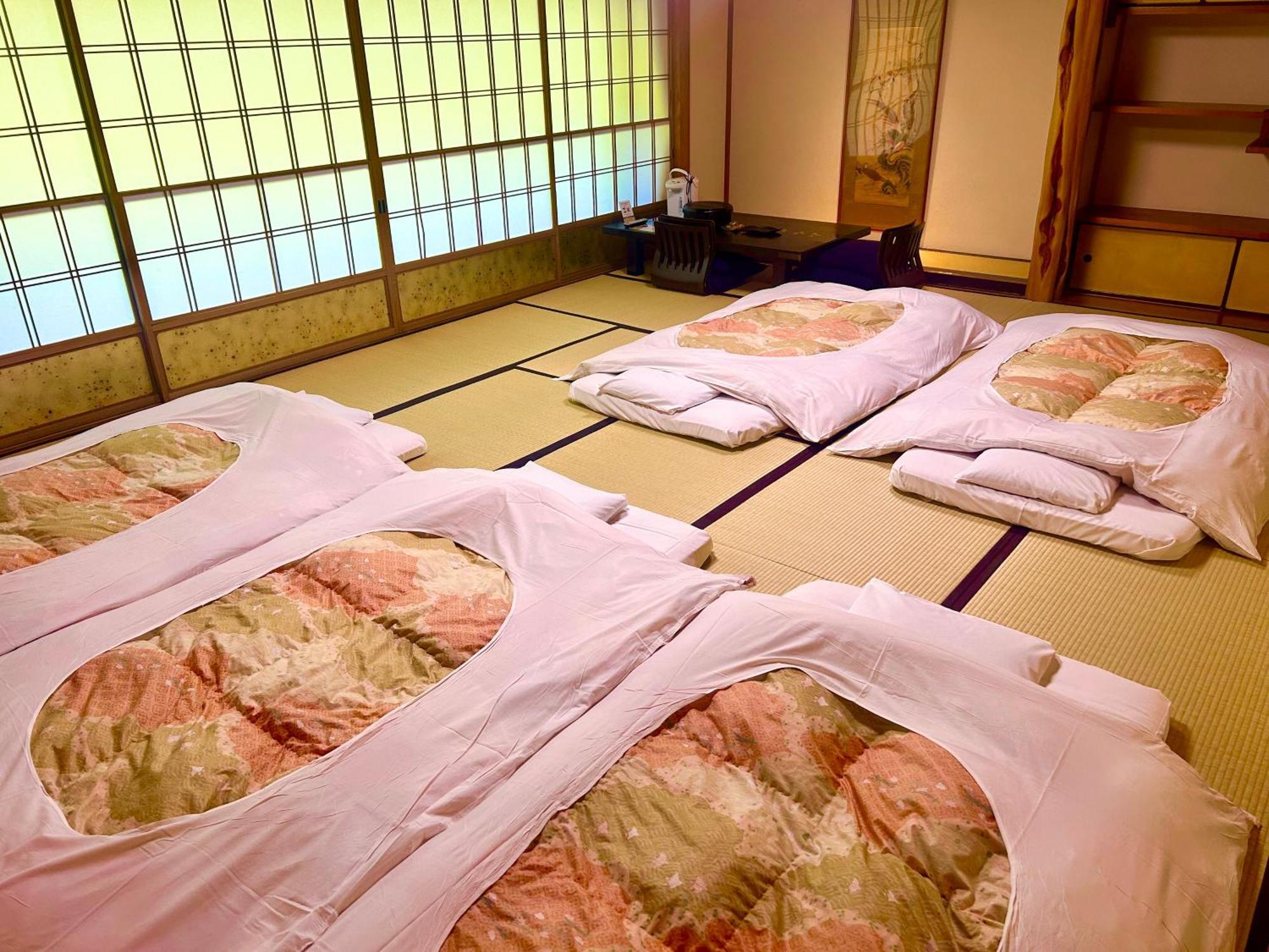 Habitación comunicada de estilo japonés