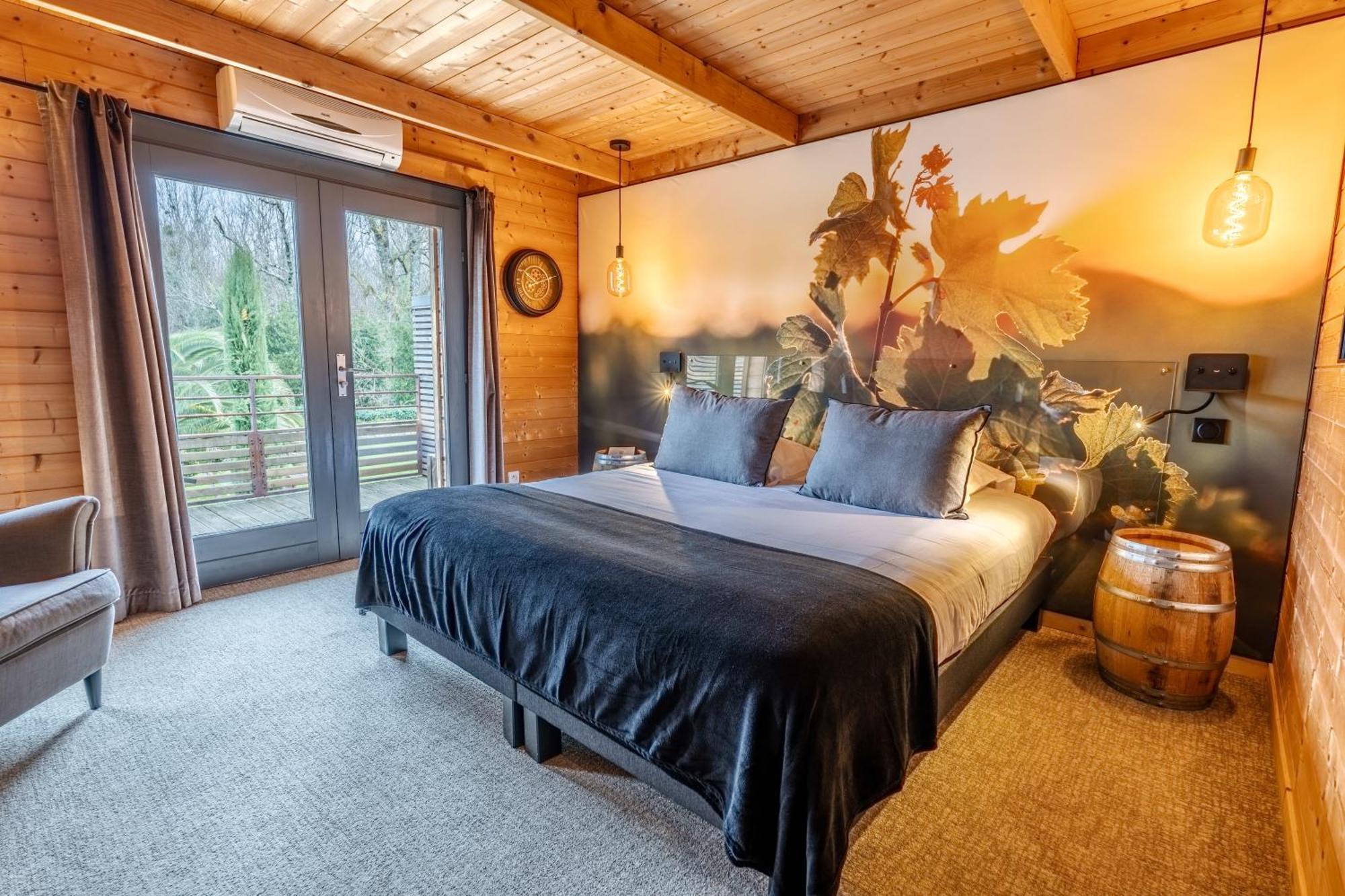 Chambre Double avec Terrasse et Vue sur la Rivière