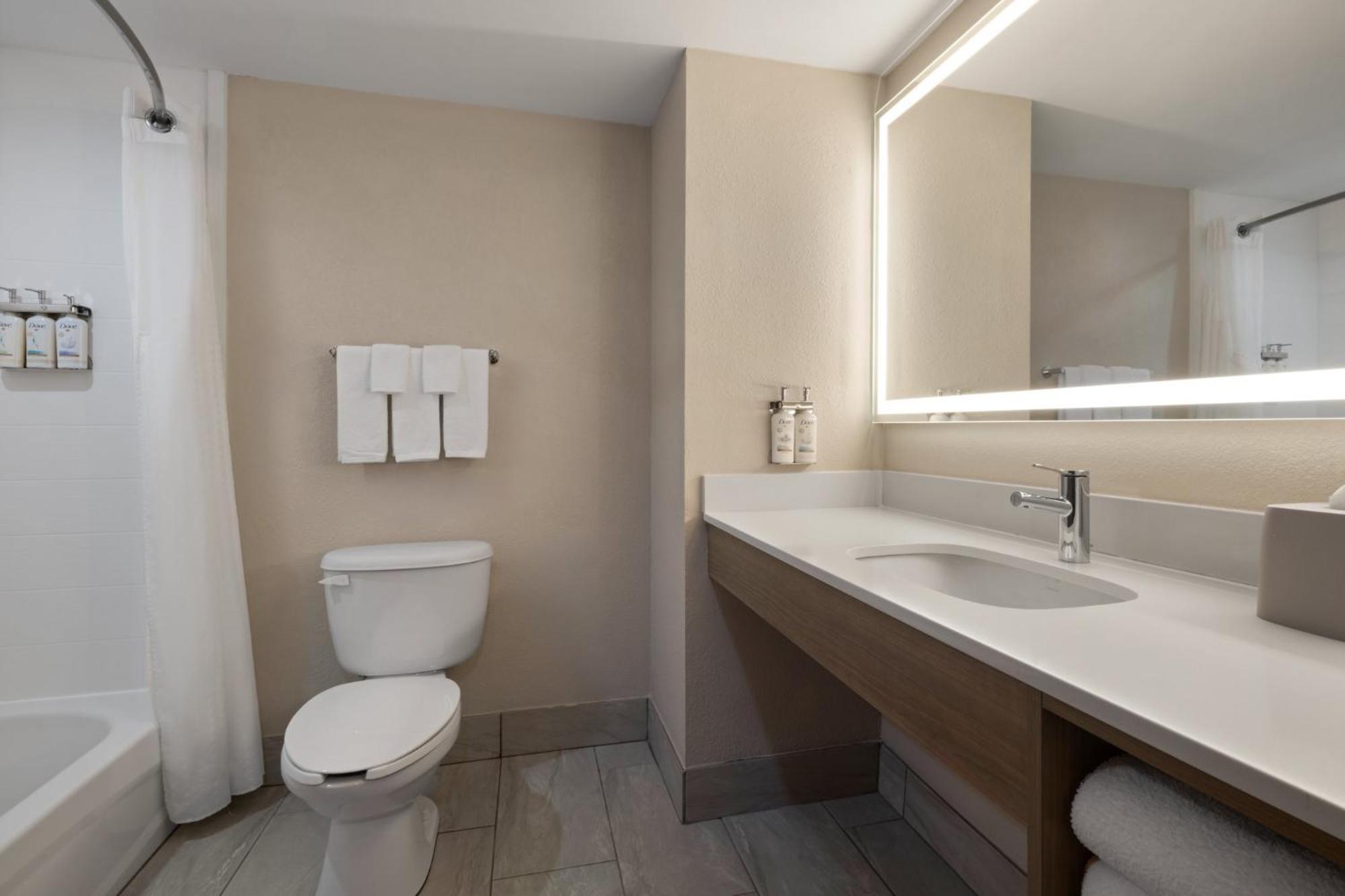 Standard King Room