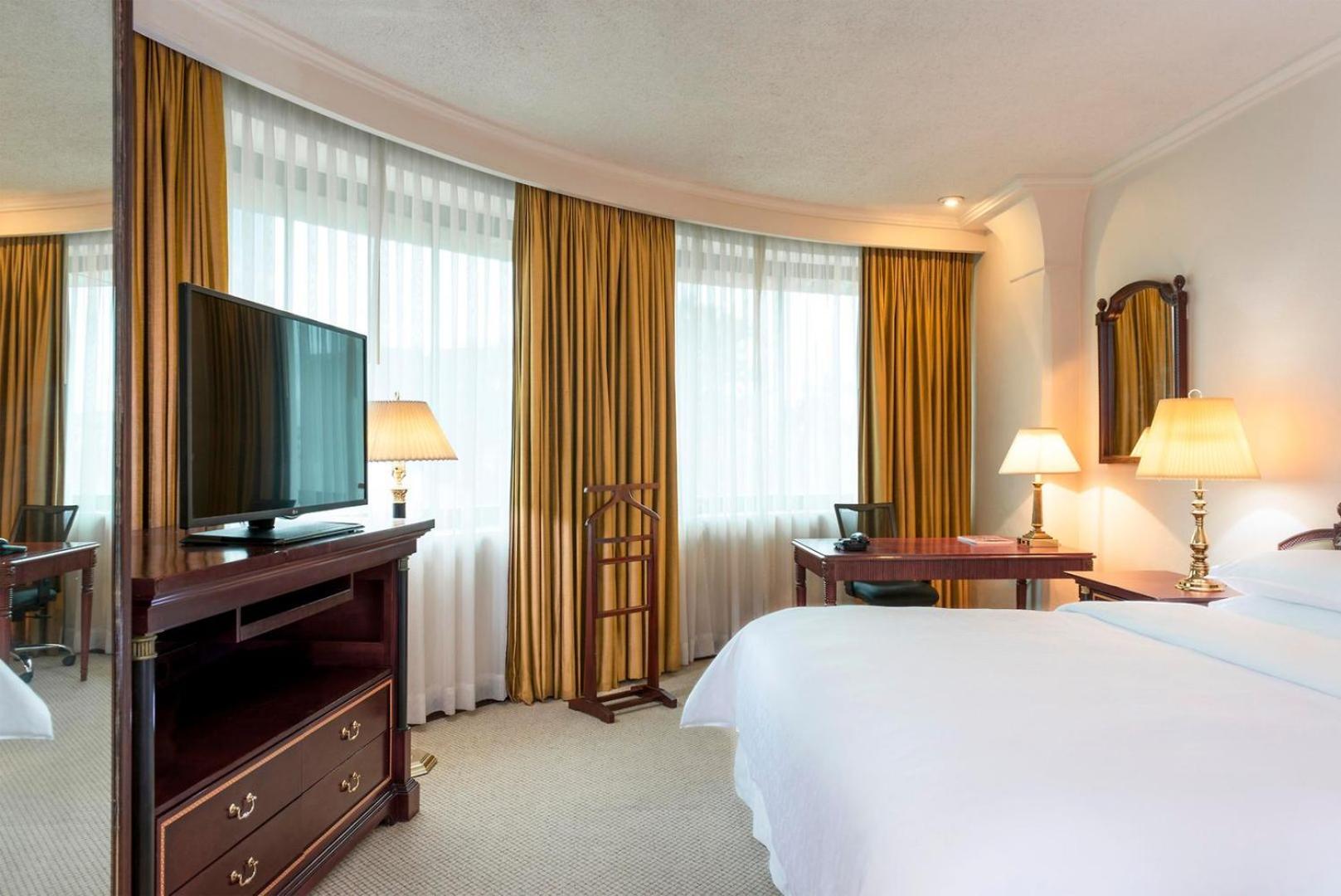 Deluxe Room with Two Queen Beds, Non-Smoking