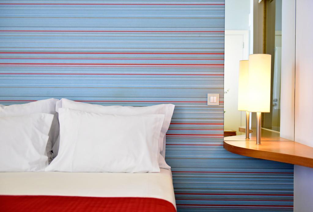 Quarto Twin com Vista Jardim