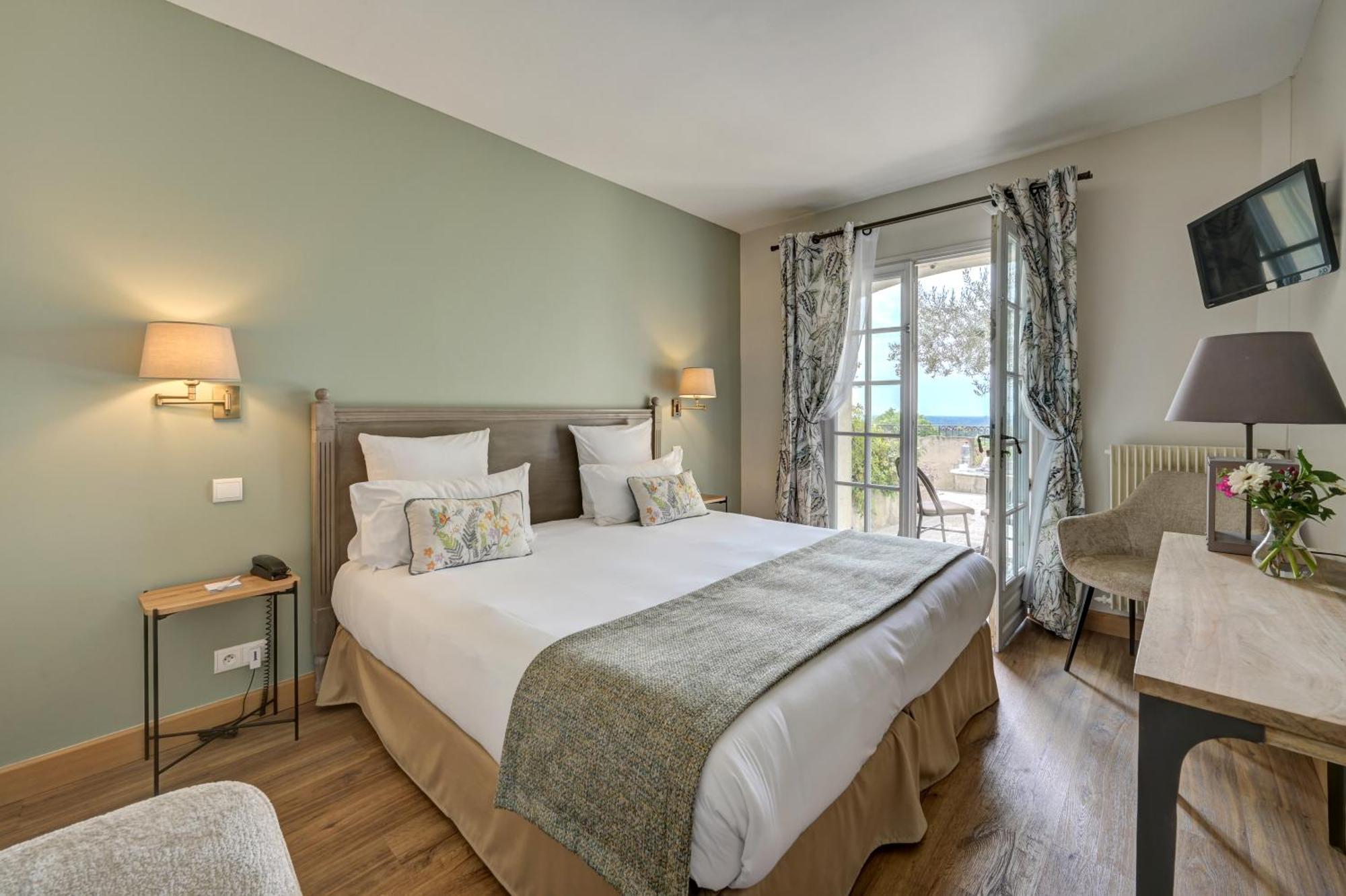 Superior Double or Twin Room with Balcony or Terrace,1589566143:JPEG