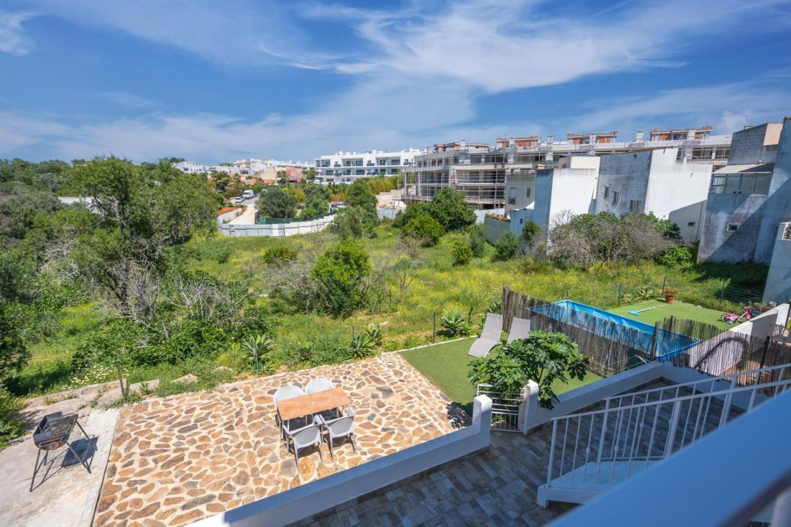 Estudio con terraza