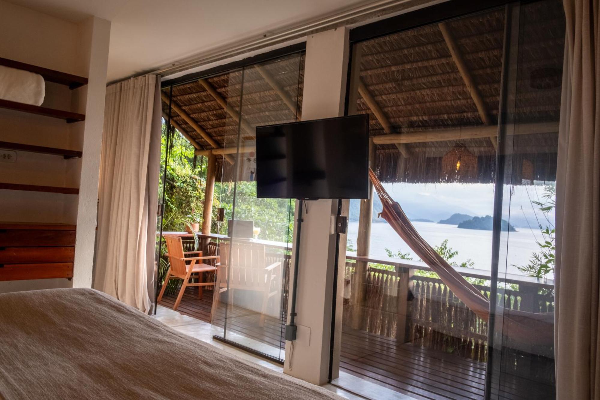 Deluxe Suite with Sea View,1625545432:JPEG