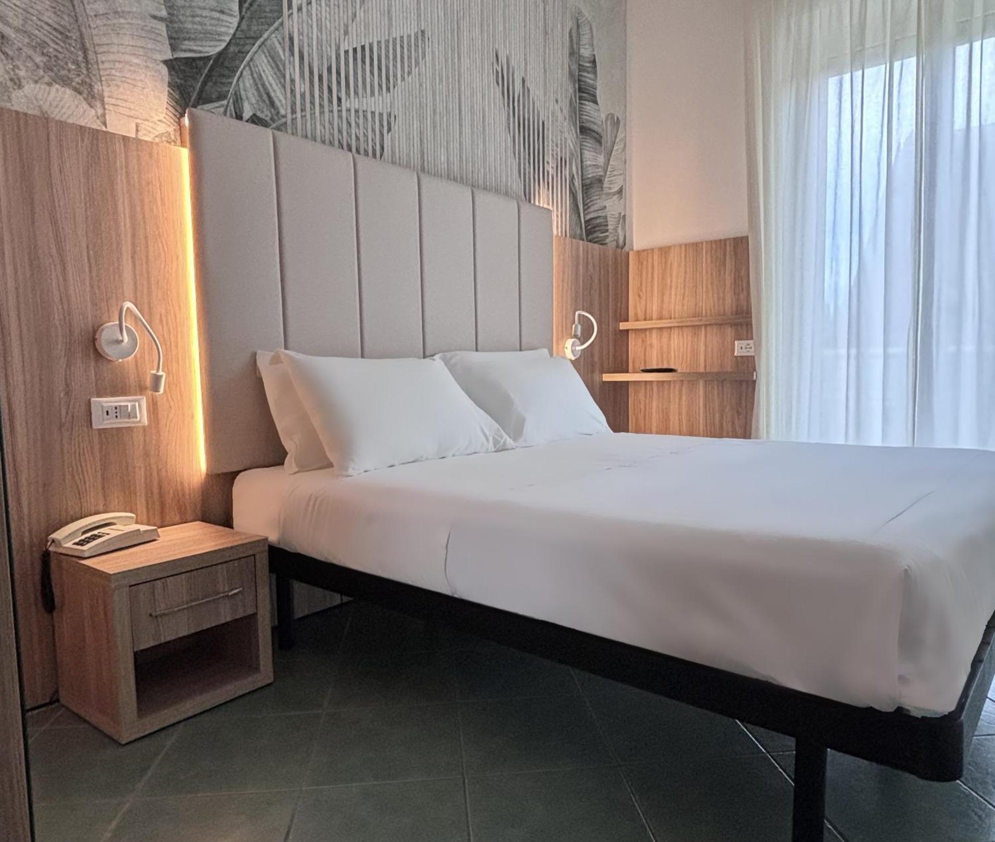 Double Room,1529422819:JPEG