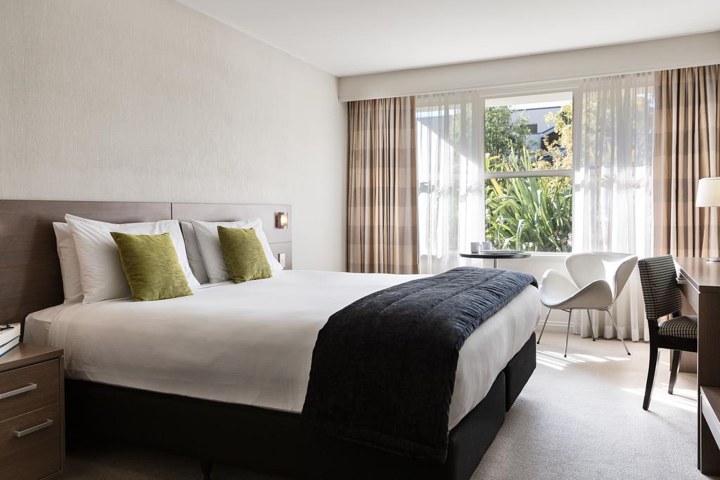 Standard Garden View Room with King Bed