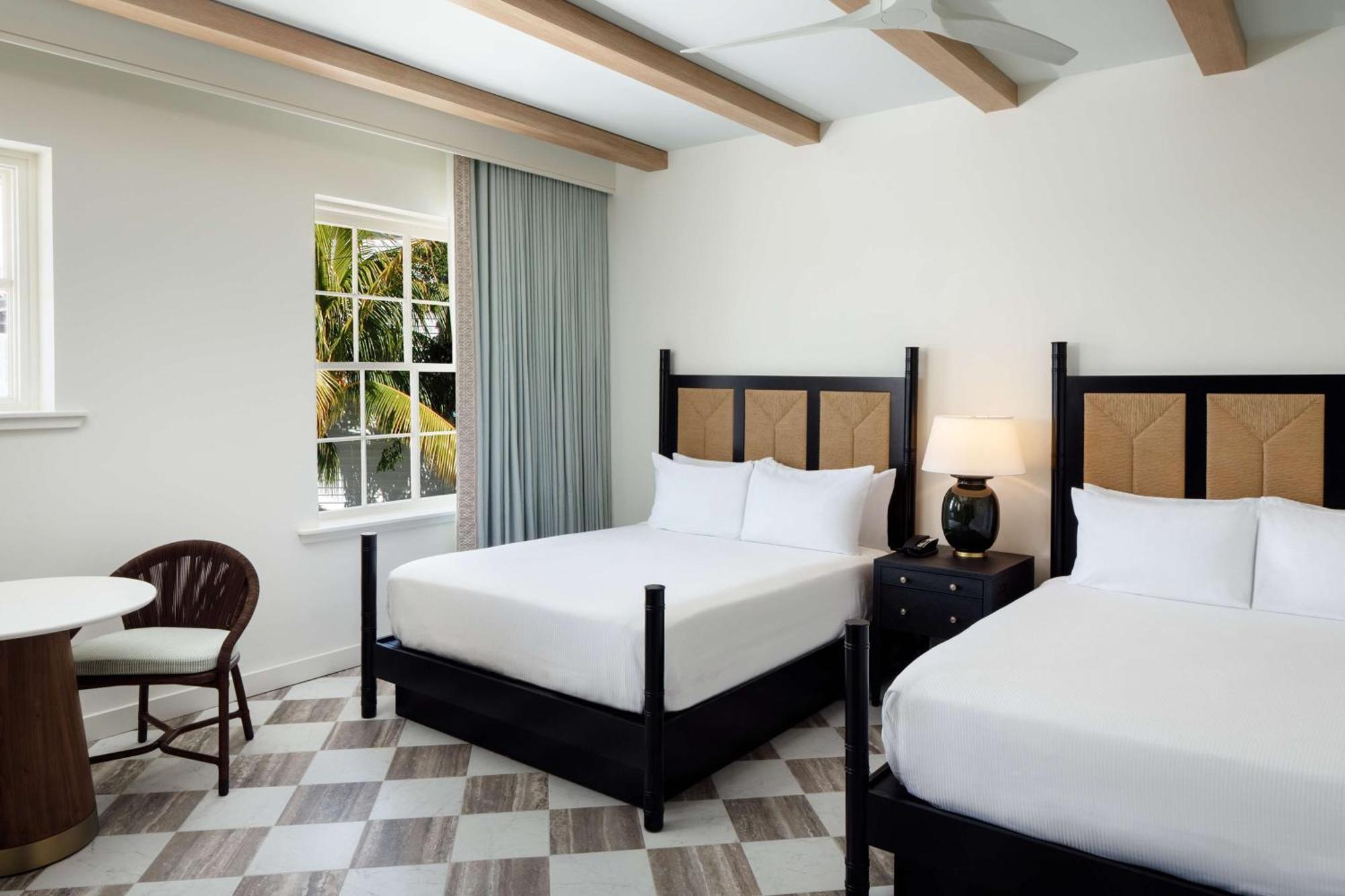Chambre avec 2 Lits Queen-Size - Vue Partielle sur Océan
